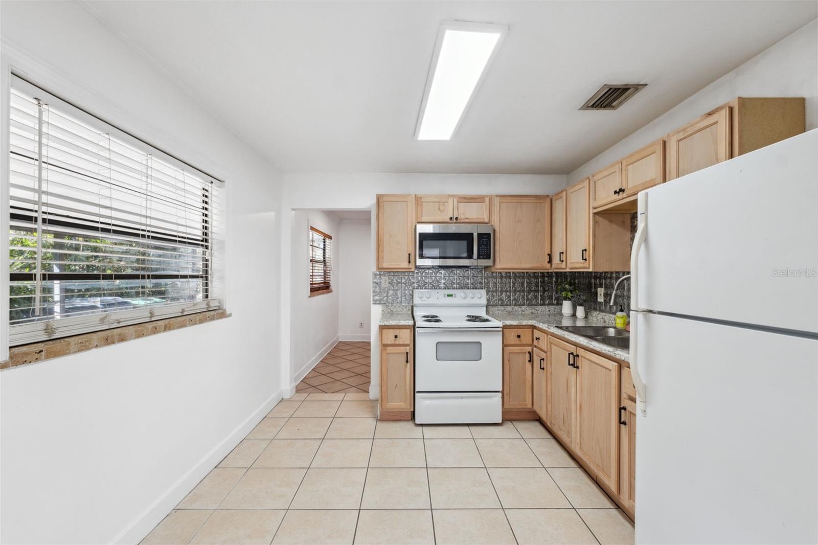 Image 8 of 30 For 3918 Fig Street