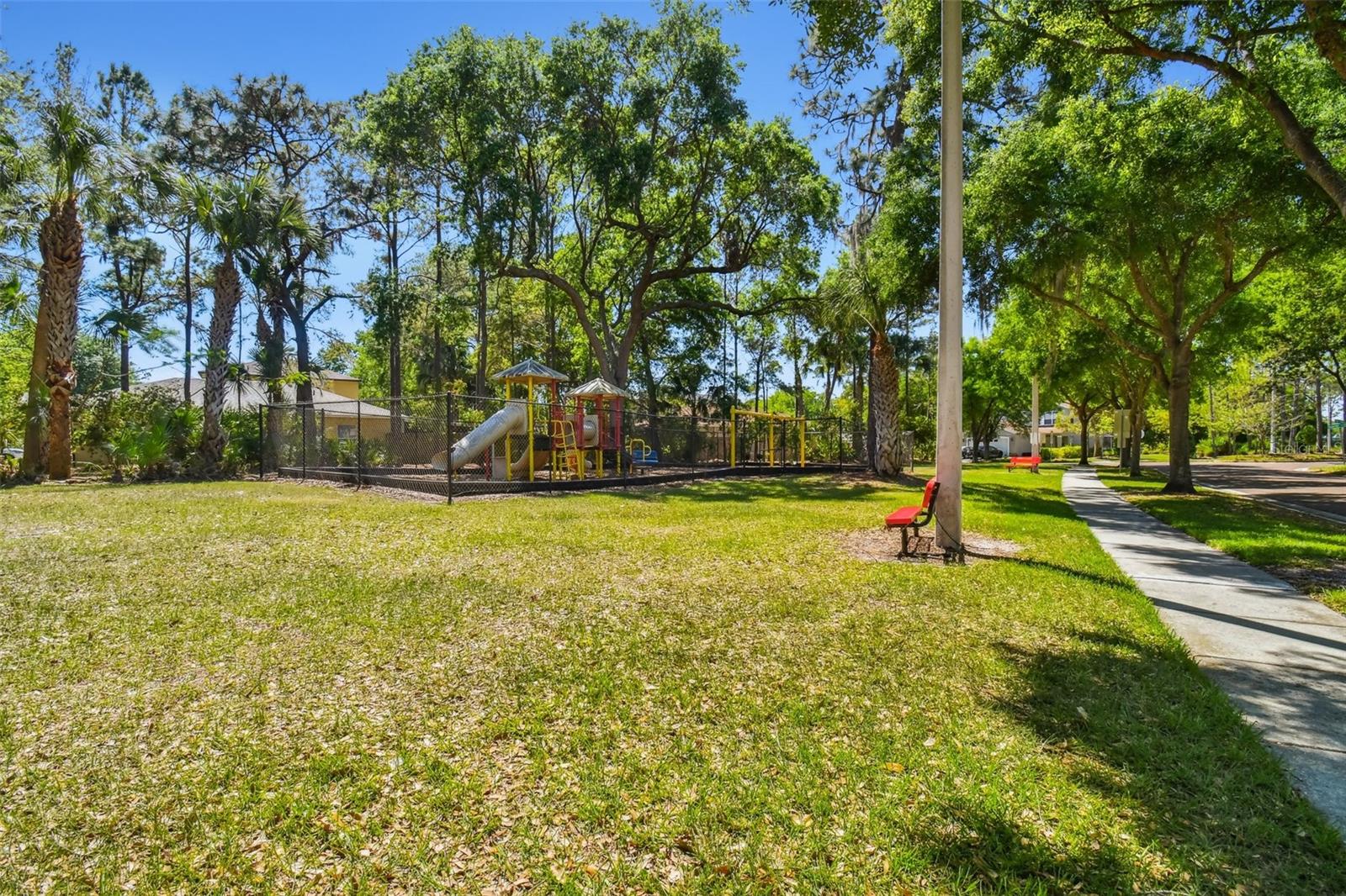 Image 49 of 52 For 9009 Spruce Creek Circle