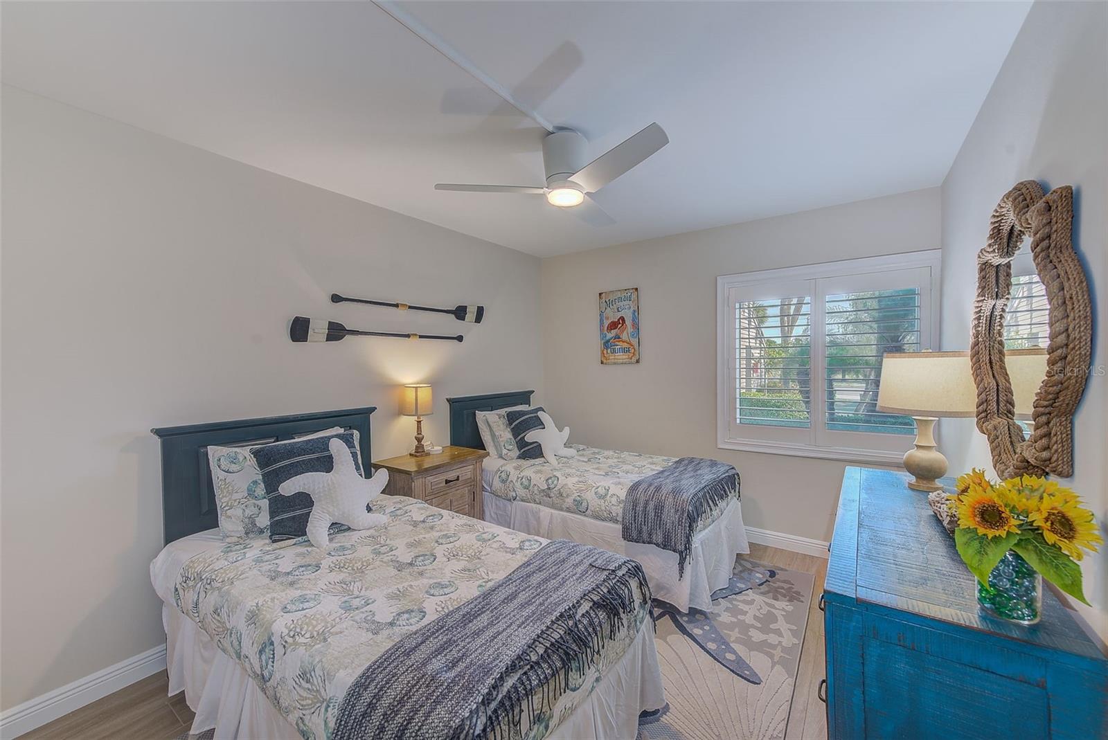 Listing photo id 19 for 2100 Gulf Boulevard 13