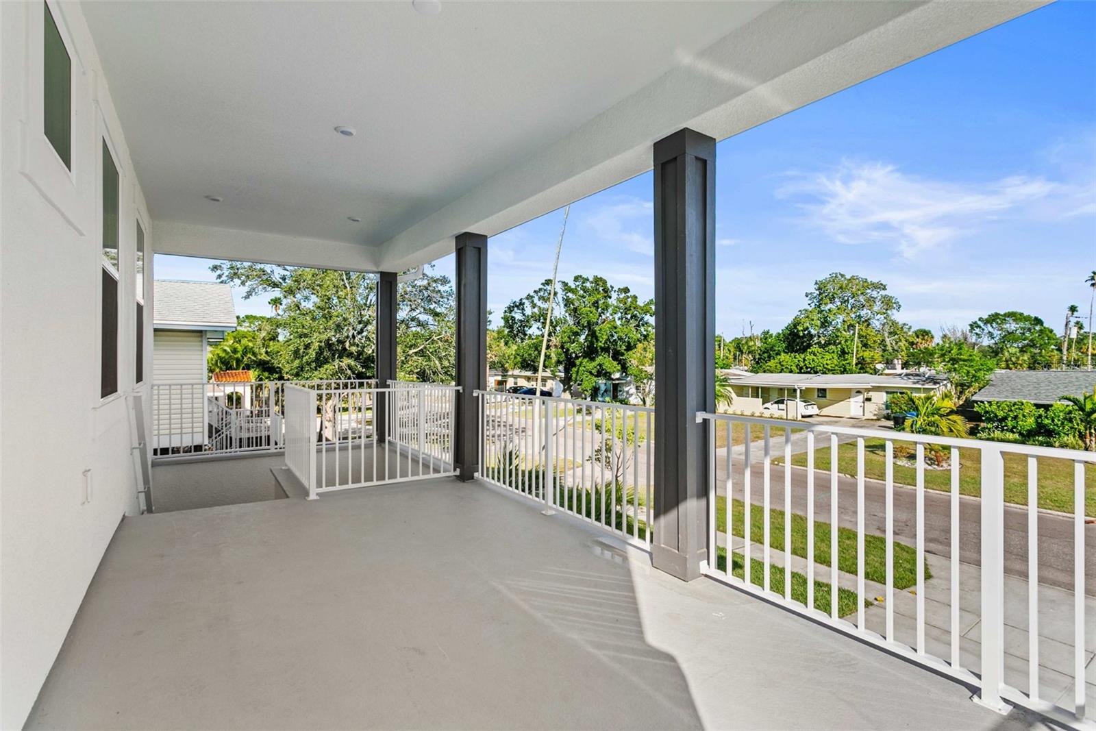 Image 27 of 35 For 4010 Huntington Street Ne