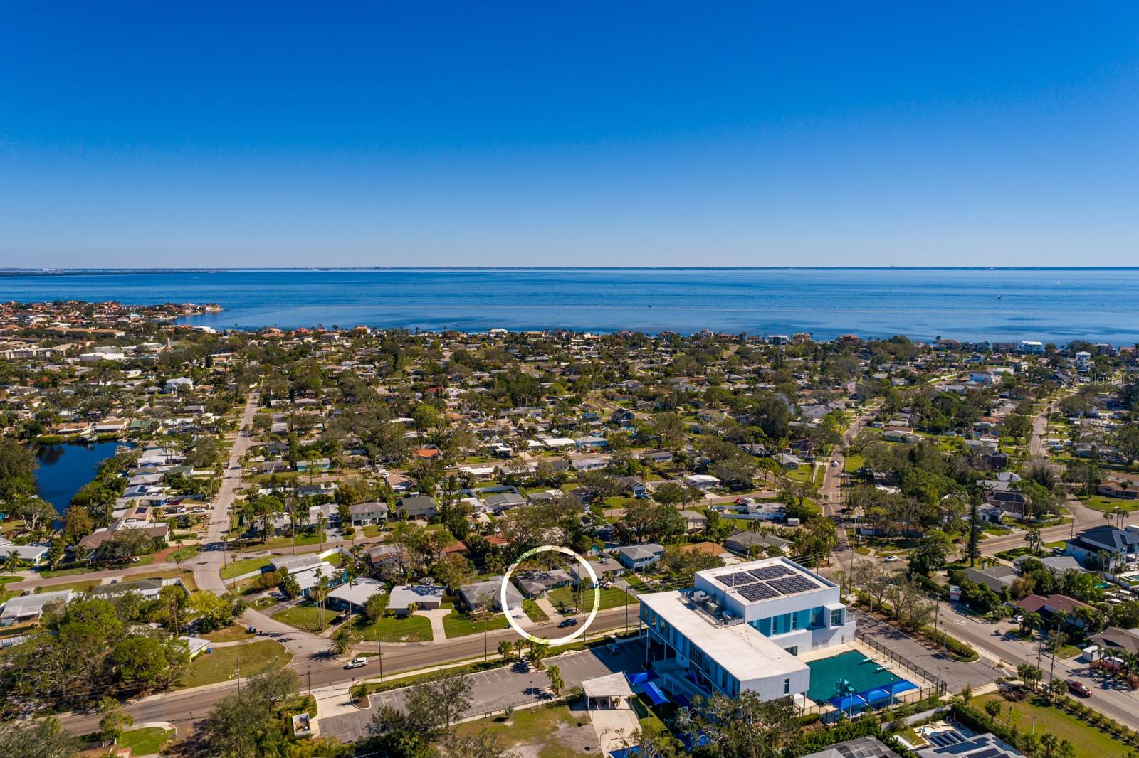Image 18 of 20 For 4211 Shore Acres Boulevard Ne