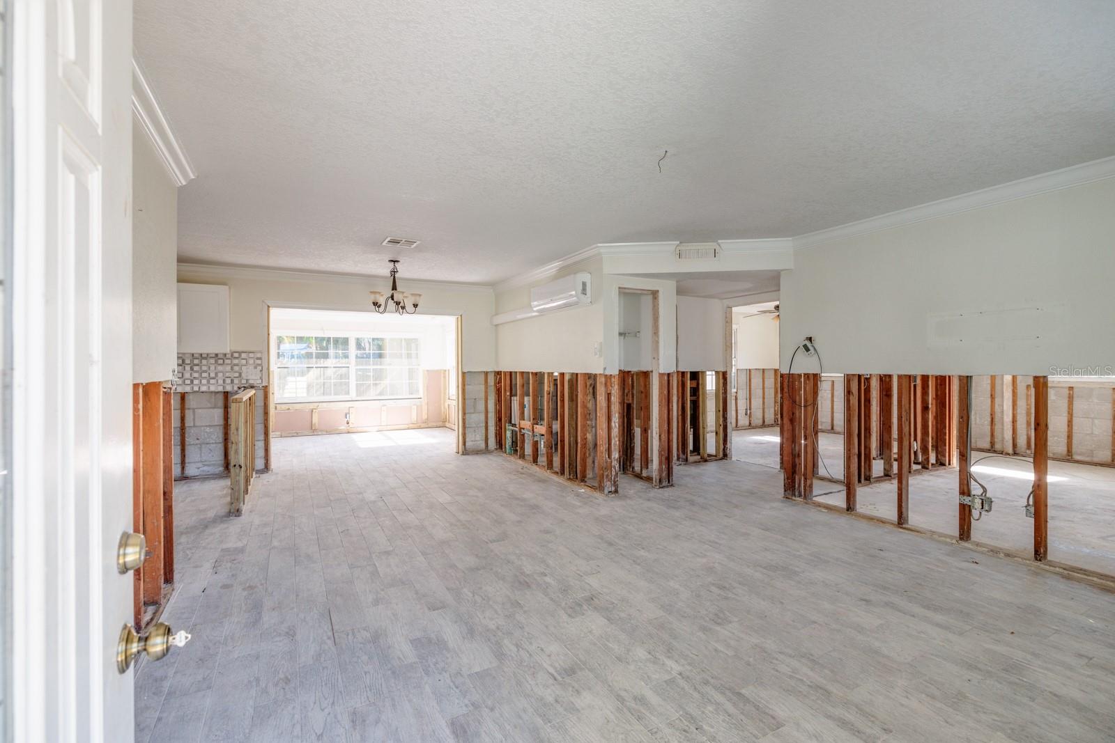 Image 6 of 20 For 4211 Shore Acres Boulevard Ne