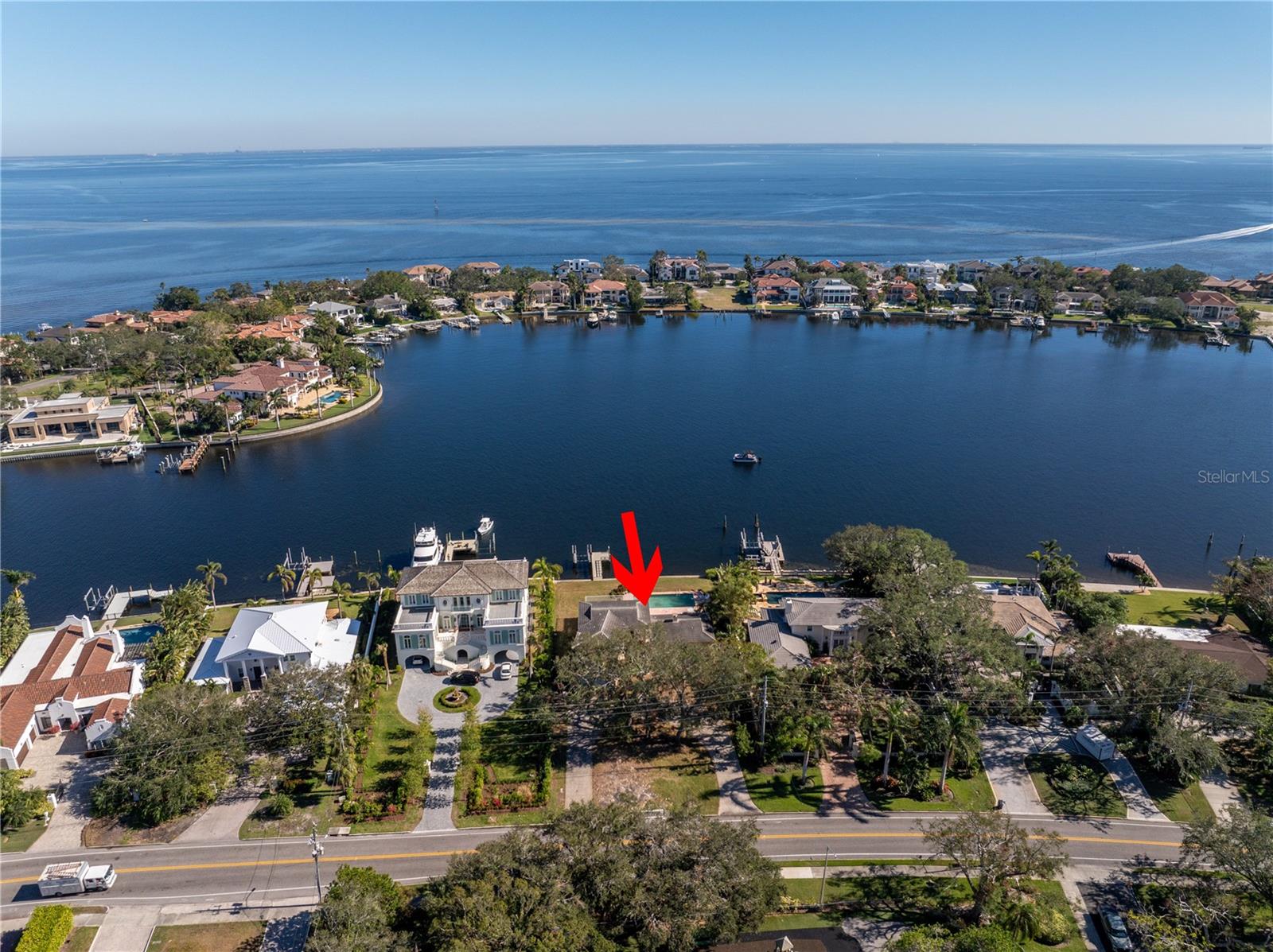 Details for 1241 Snell Isle Boulevard Ne, SAINT PETERSBURG, FL 33704