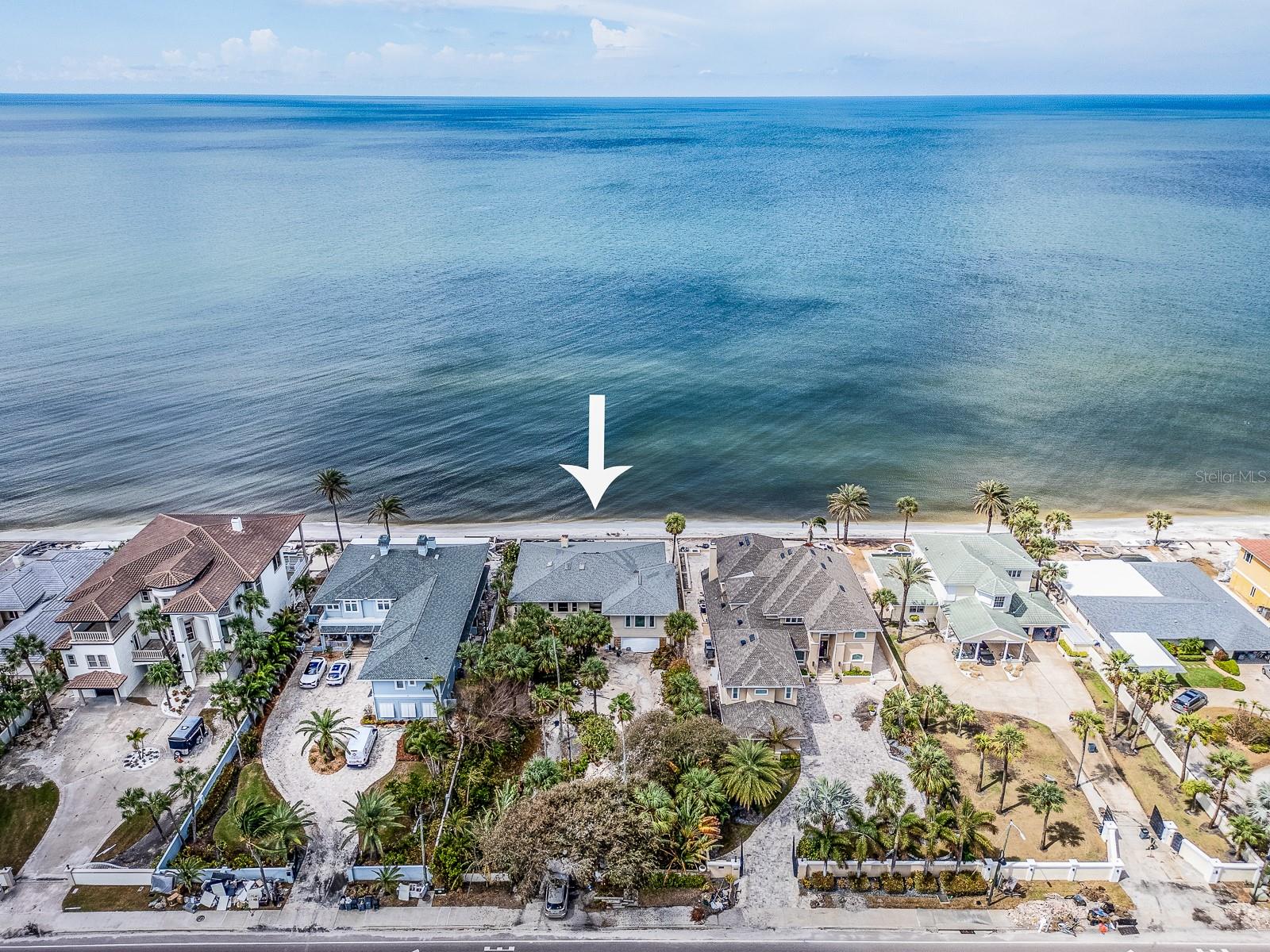 Listing photo id 1 for 1000 Gulf Boulevard