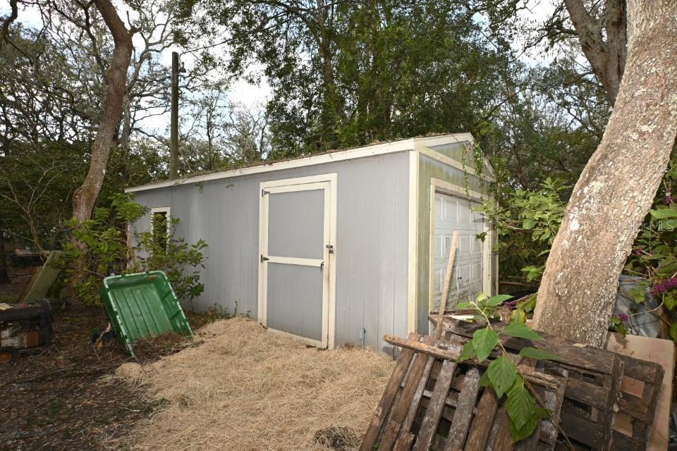 Image 21 of 36 For 39716 Tworut Road