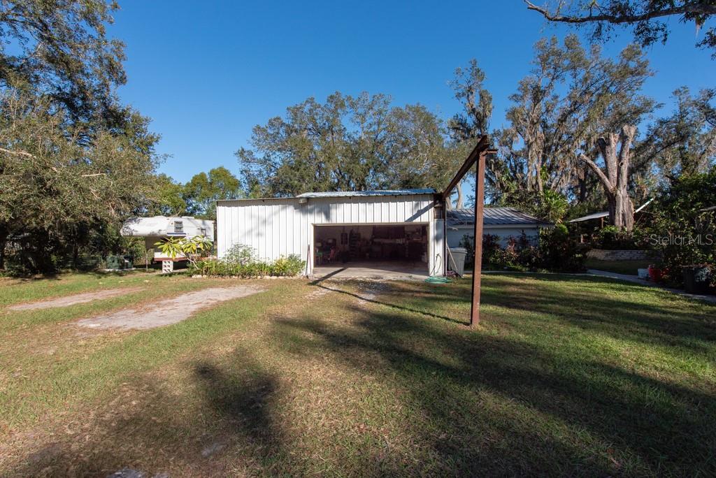 Listing photo id 56 for 11008 Browning Road