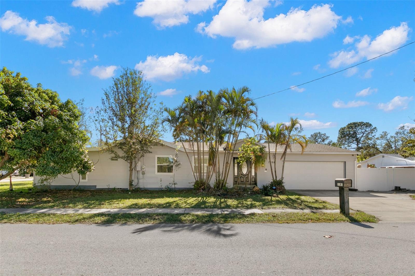 Details for 7098 54th Street N, PINELLAS PARK, FL 33781