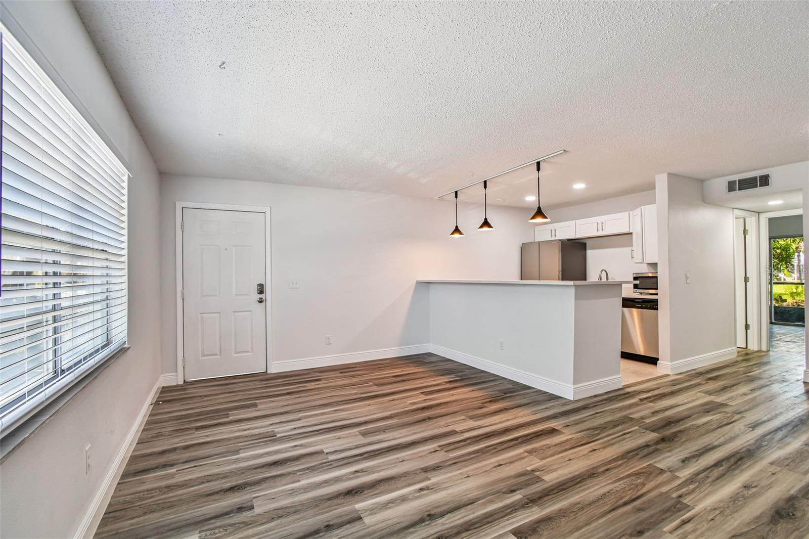 Image 20 of 51 For 9125 Tudor Drive D110