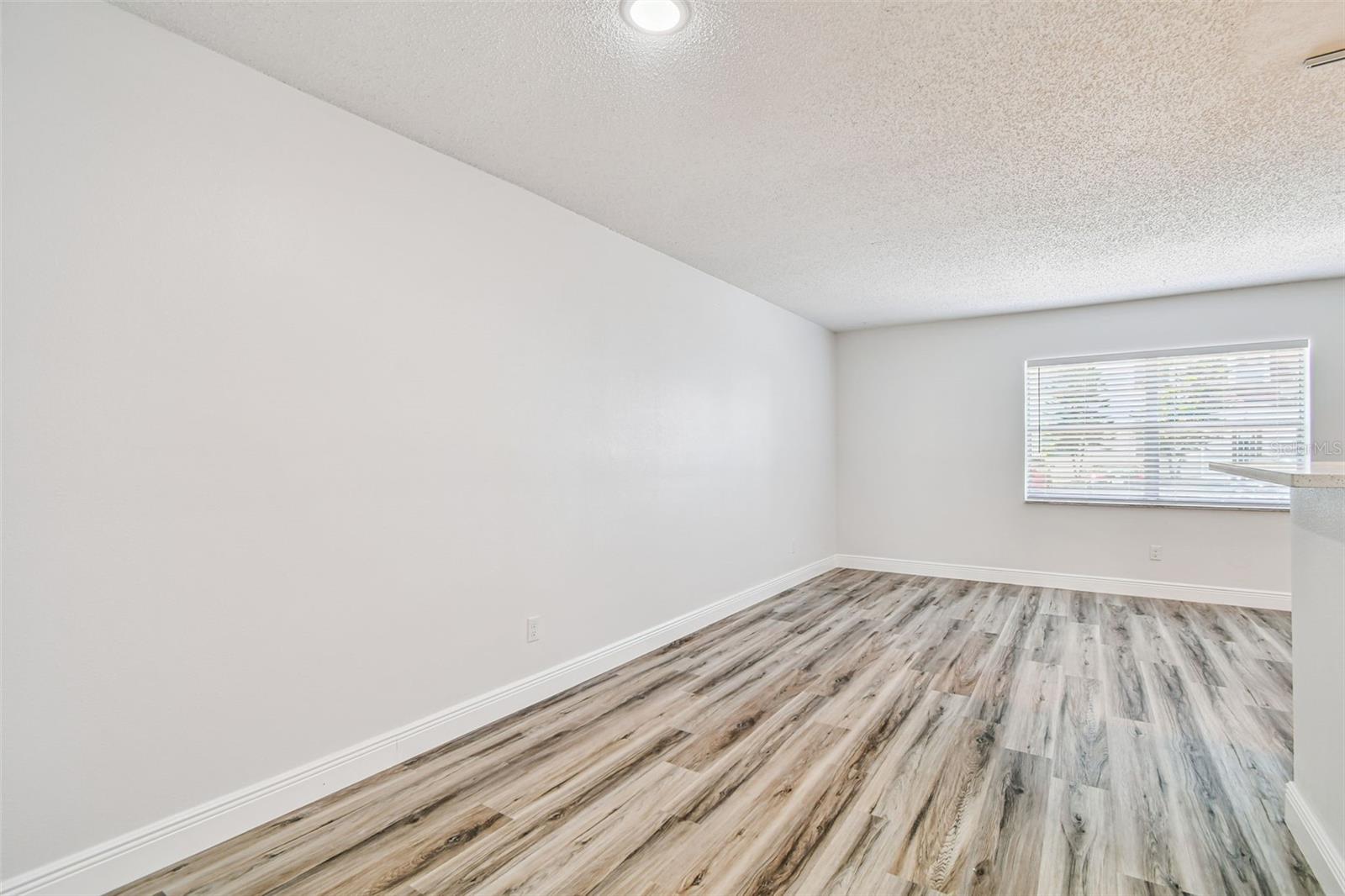 Image 23 of 51 For 9125 Tudor Drive D110