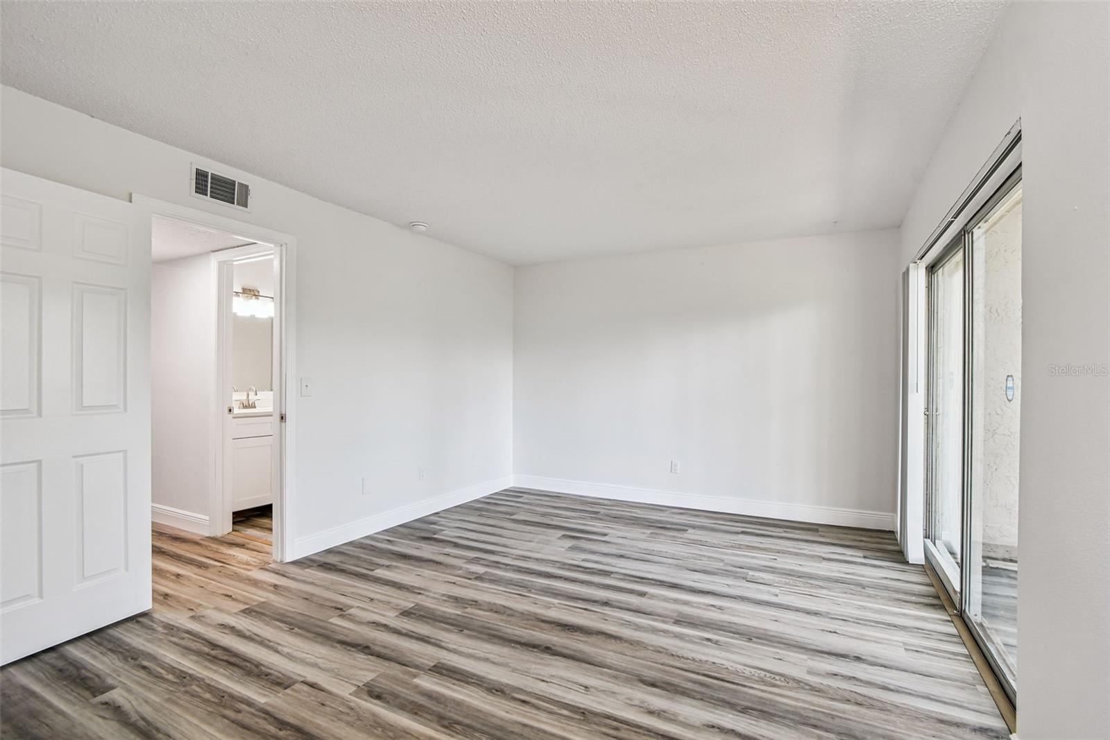 Image 26 of 51 For 9125 Tudor Drive D110