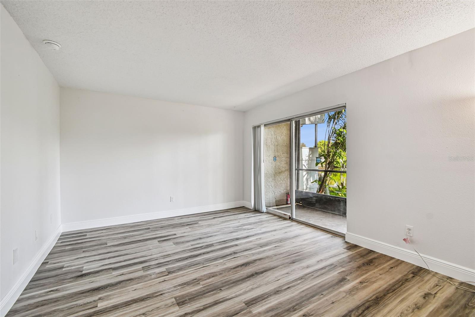 Image 27 of 51 For 9125 Tudor Drive D110