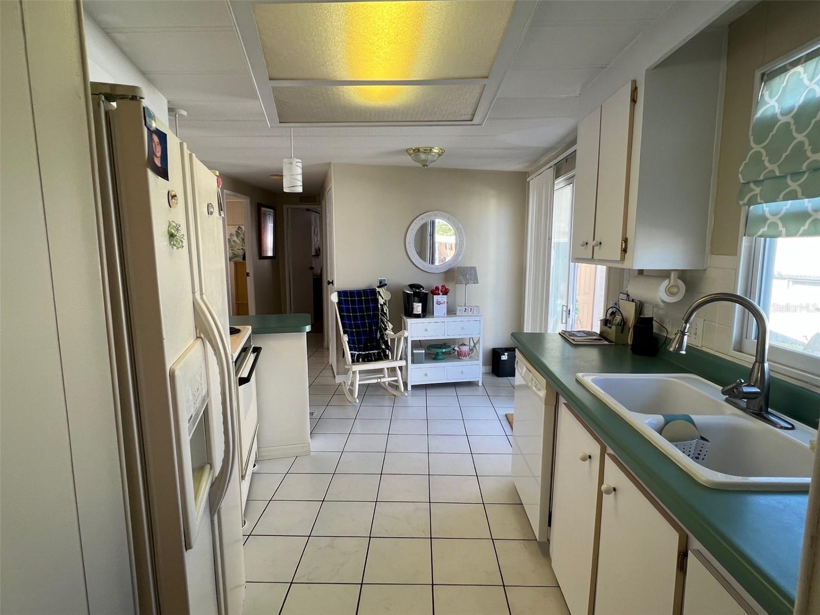 Image 10 of 34 For 13225 101st Street 425