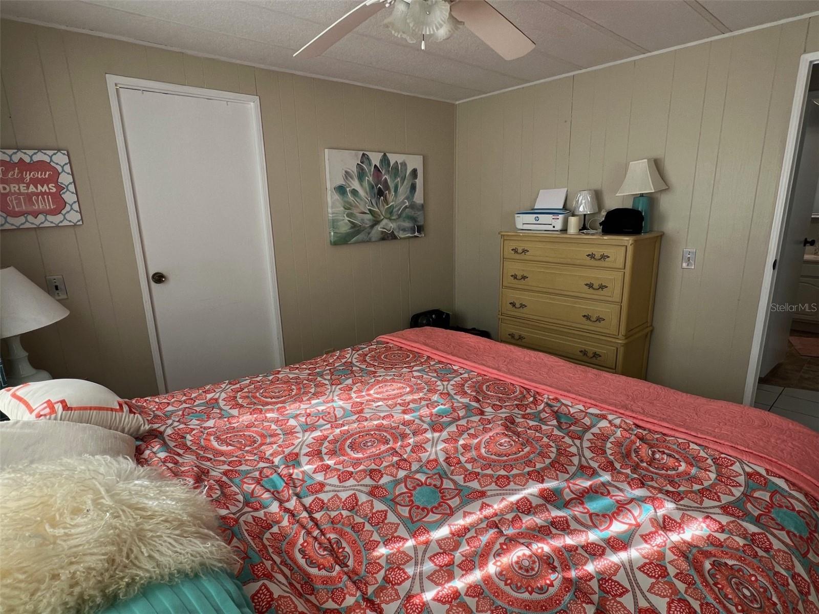 Image 20 of 34 For 13225 101st Street 425