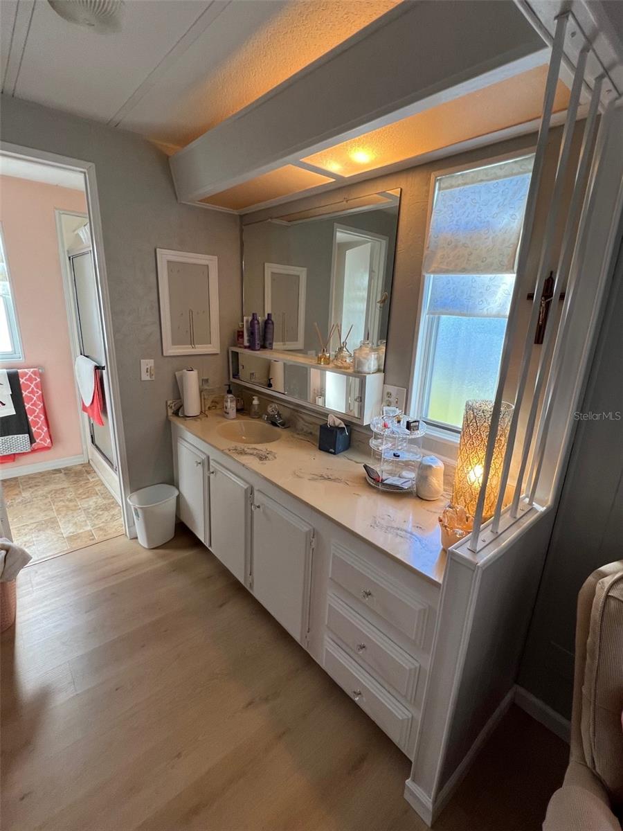 Image 30 of 34 For 13225 101st Street 425