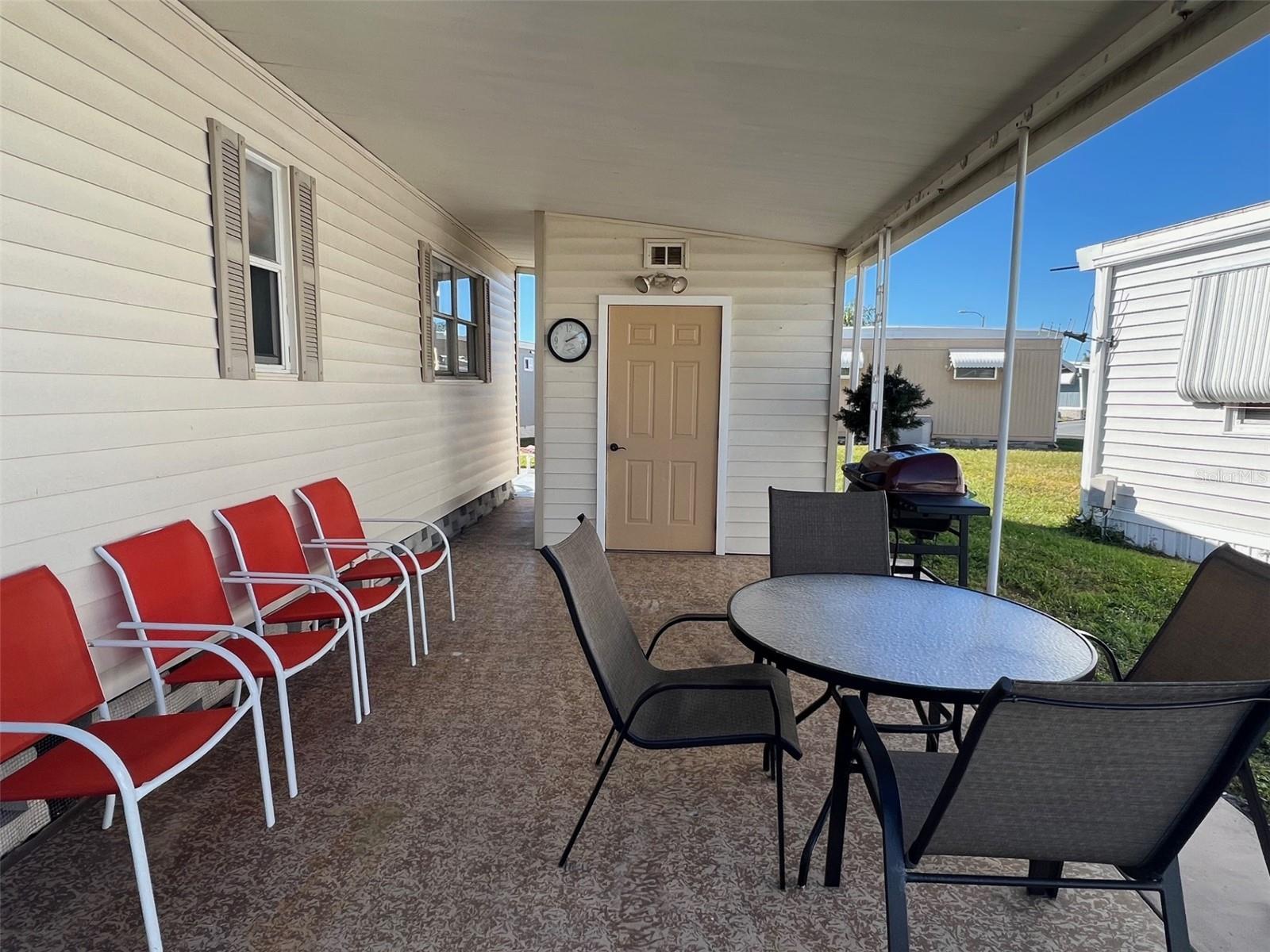 Image 6 of 34 For 13225 101st Street 425