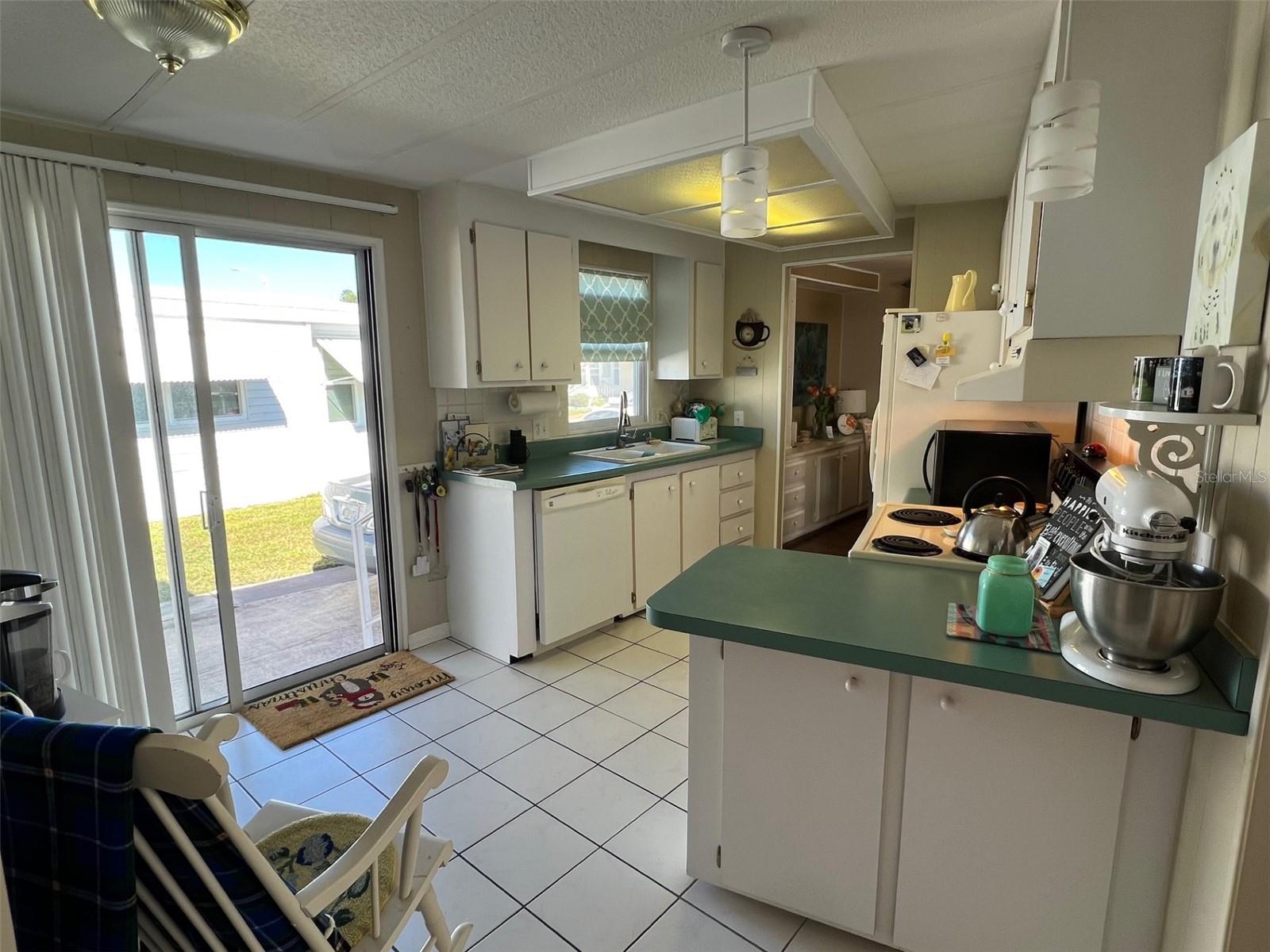 Image 9 of 34 For 13225 101st Street 425