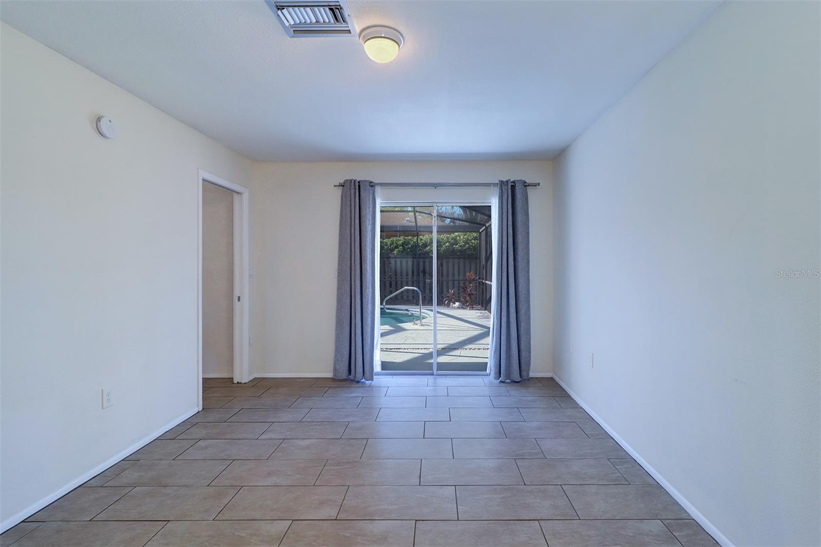 Image 16 of 29 For 2200 Citrus Valley Circle