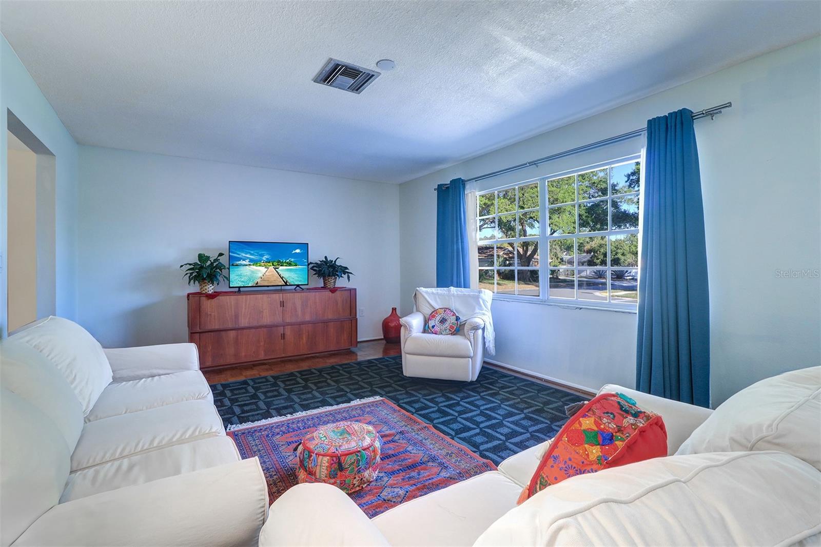 Image 4 of 29 For 2200 Citrus Valley Circle