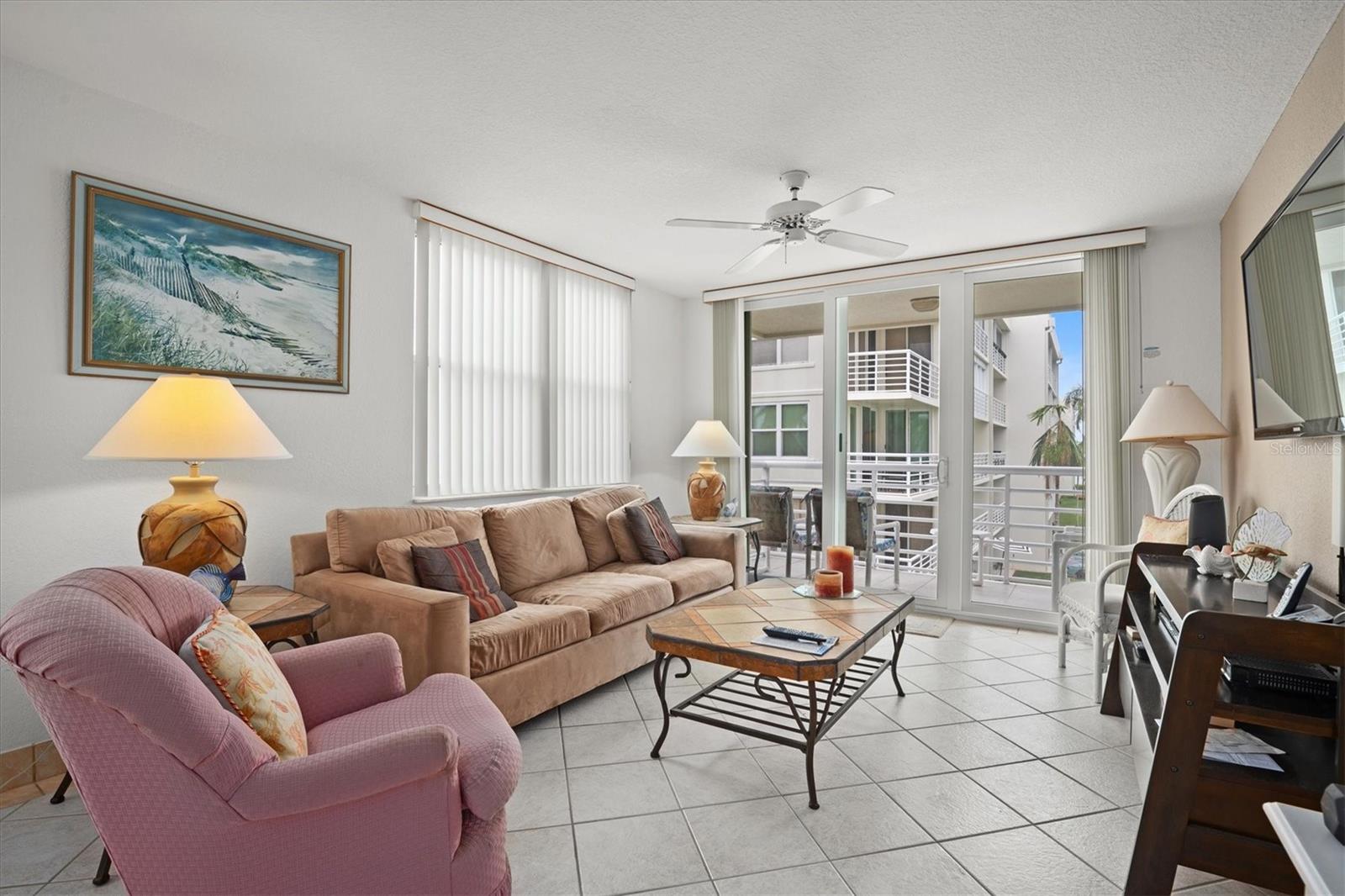 Listing photo id 1 for 6021 Bahia Del Mar Circle 333