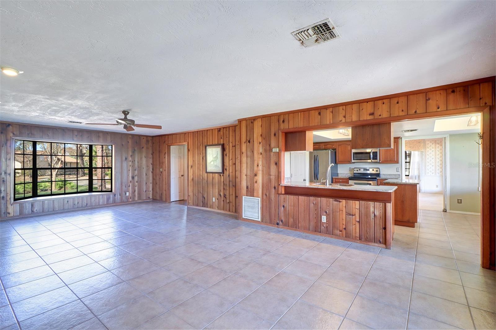 Listing photo id 20 for 9031 Baywood Park Drive