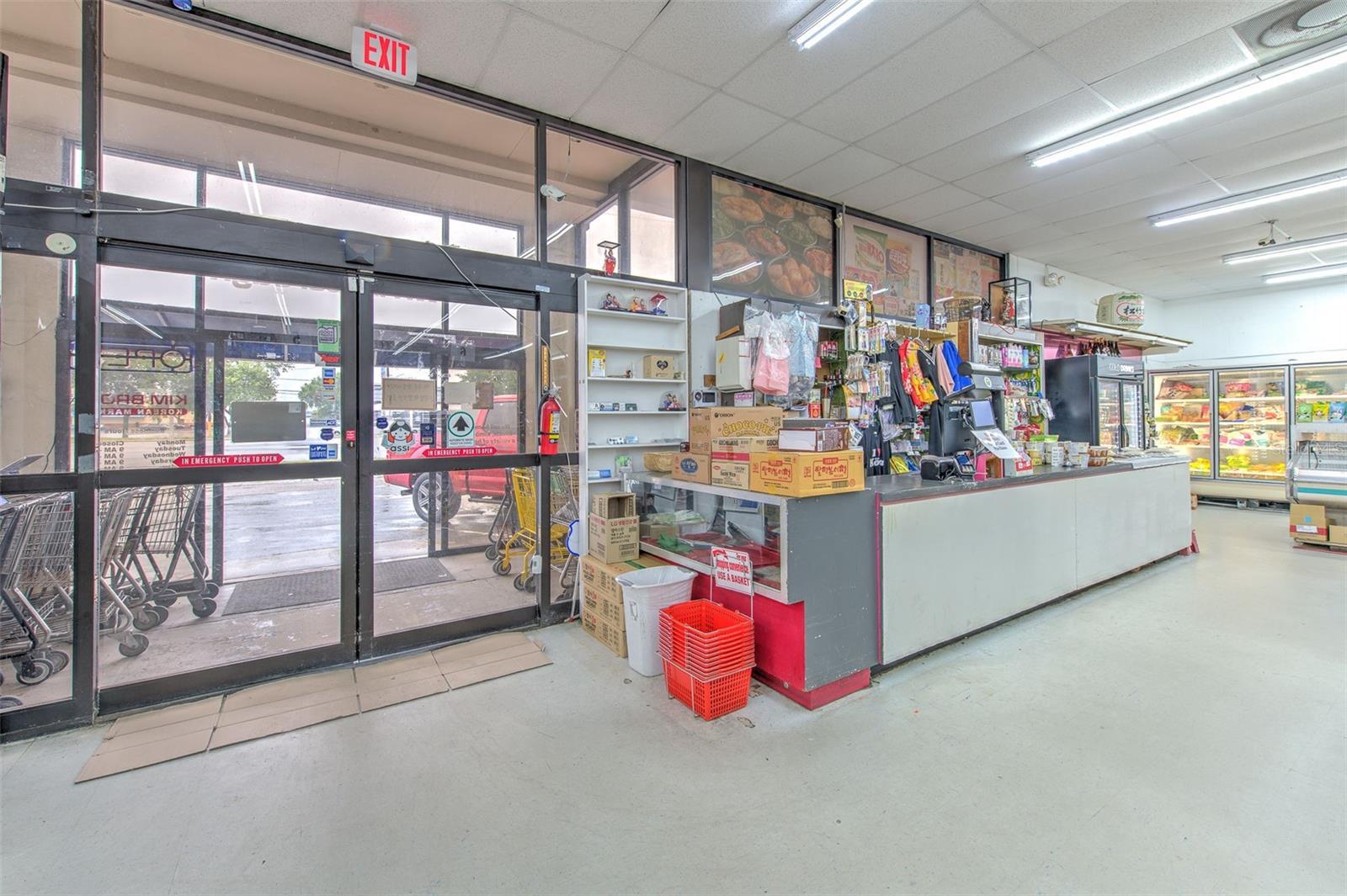 Image 3 of 56 For 4021 Hillsborough Avenue