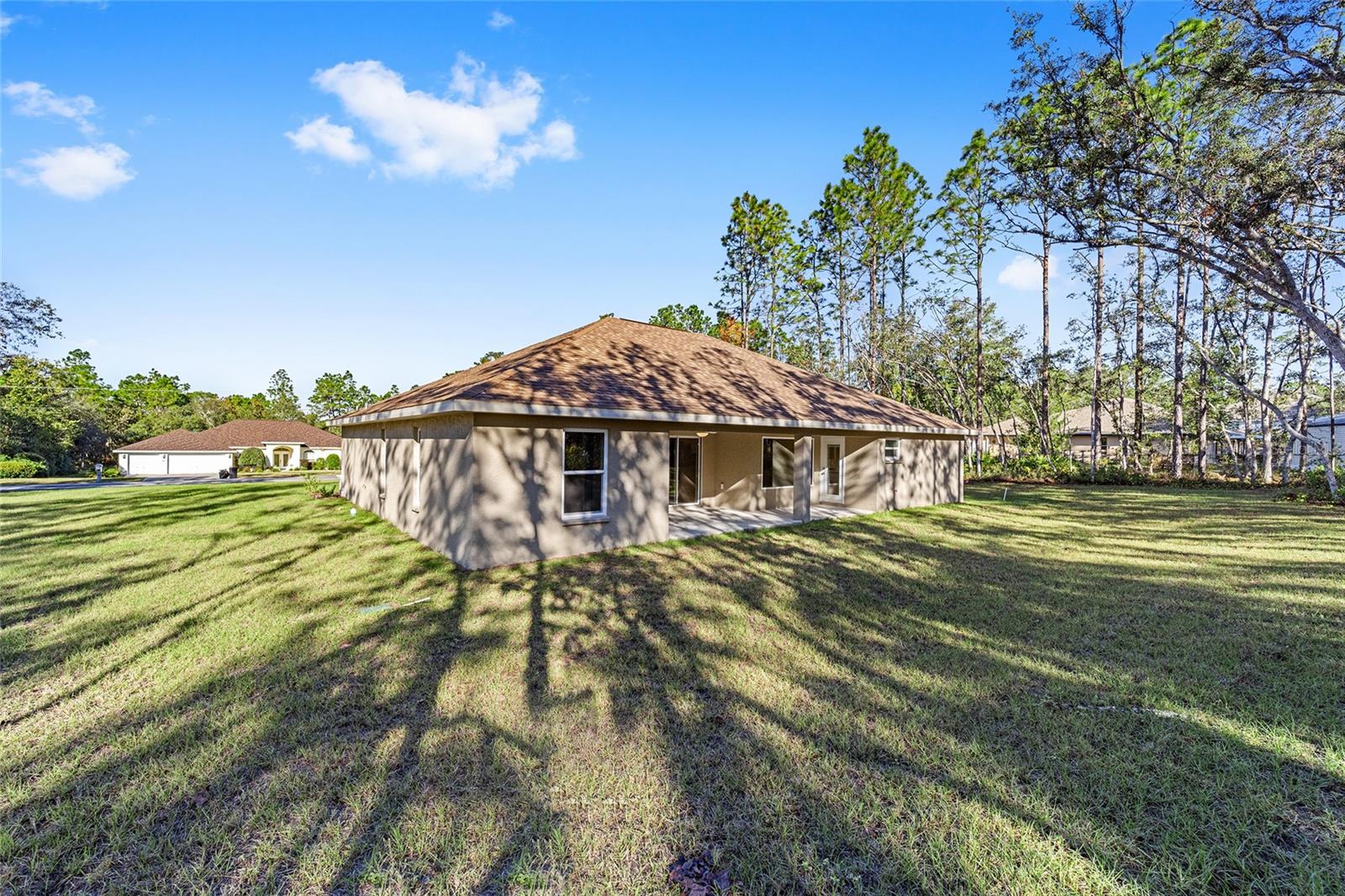 Listing photo id 40 for 5443 Nakoma Drive