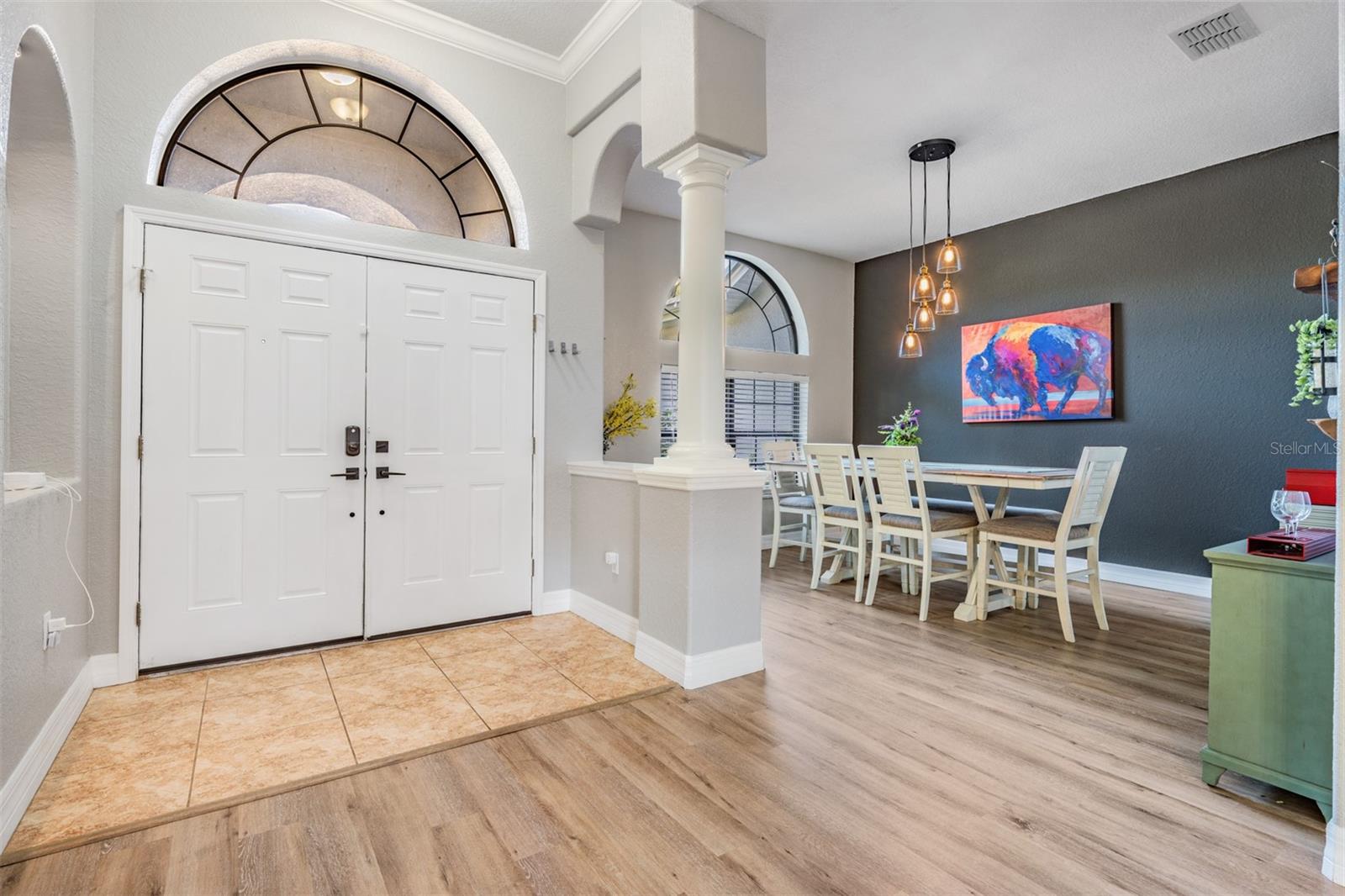 Image 10 of 51 For 12306 Woodlands Circle