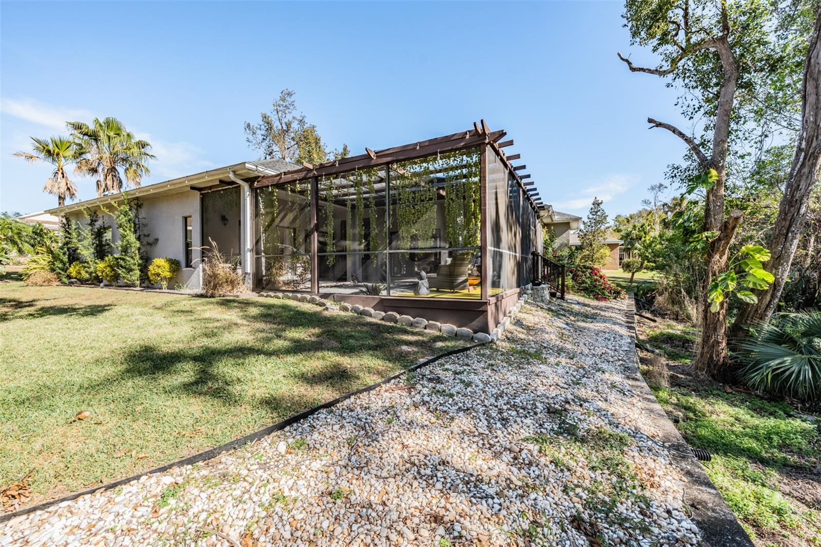 Image 39 of 51 For 12306 Woodlands Circle