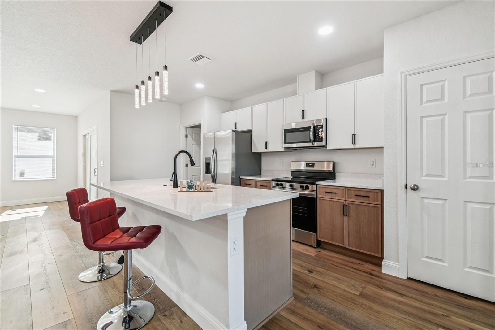 Image 9 of 34 For 1520 Alameda