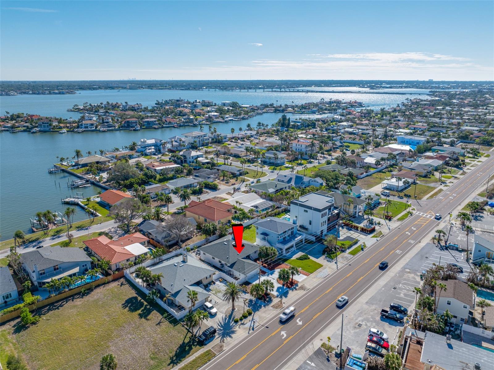 Listing photo id 45 for 2801 Gulf Boulevard