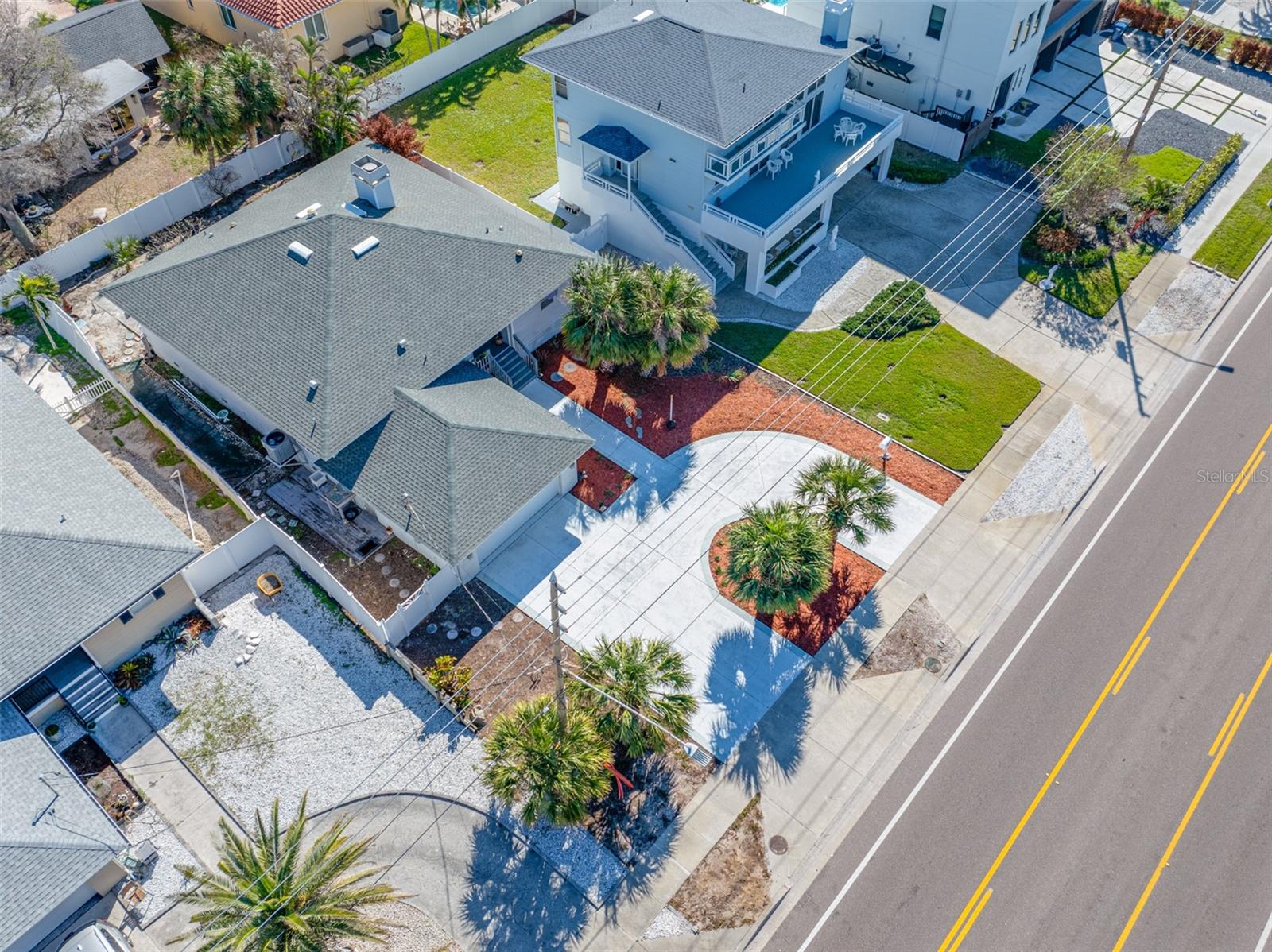 Listing photo id 49 for 2801 Gulf Boulevard