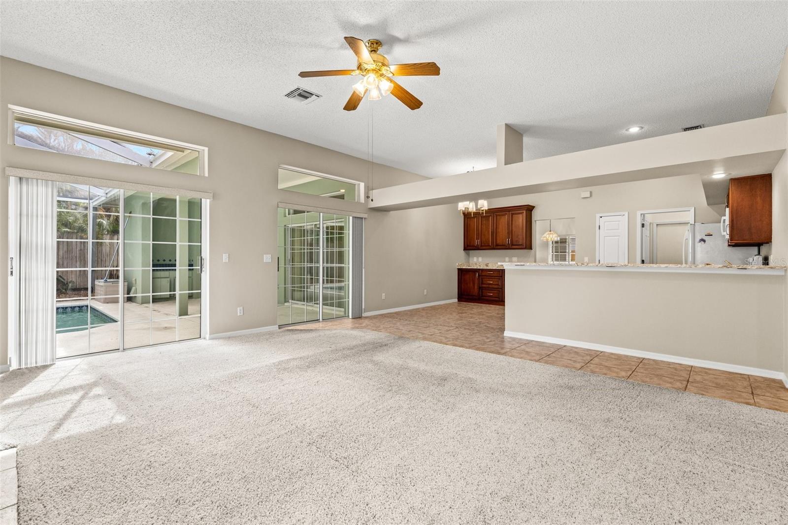 Image 13 of 32 For 3077 Regal Oaks Boulevard