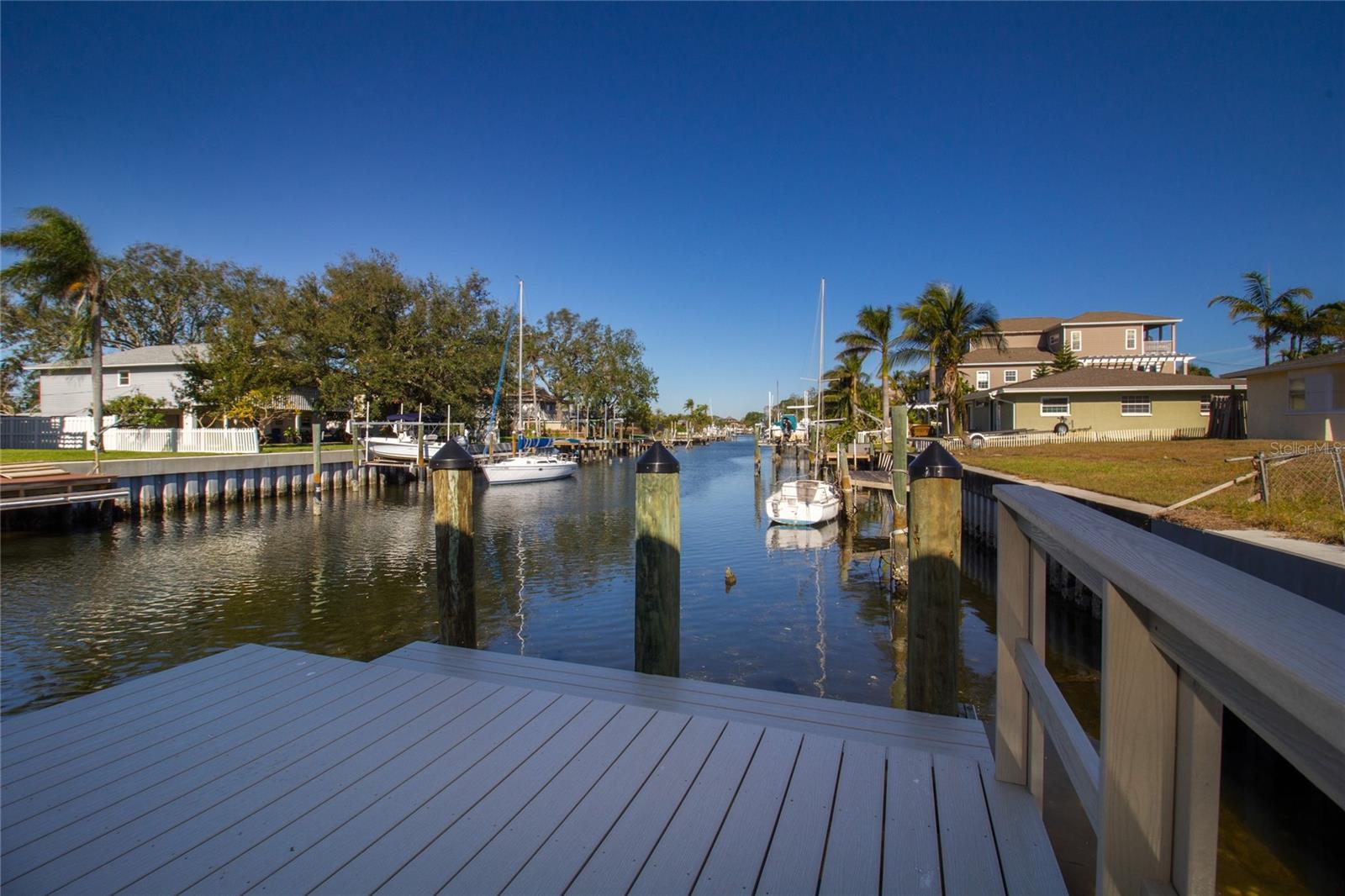 Image 4 of 19 For 3961 Coquina Key Drive Se