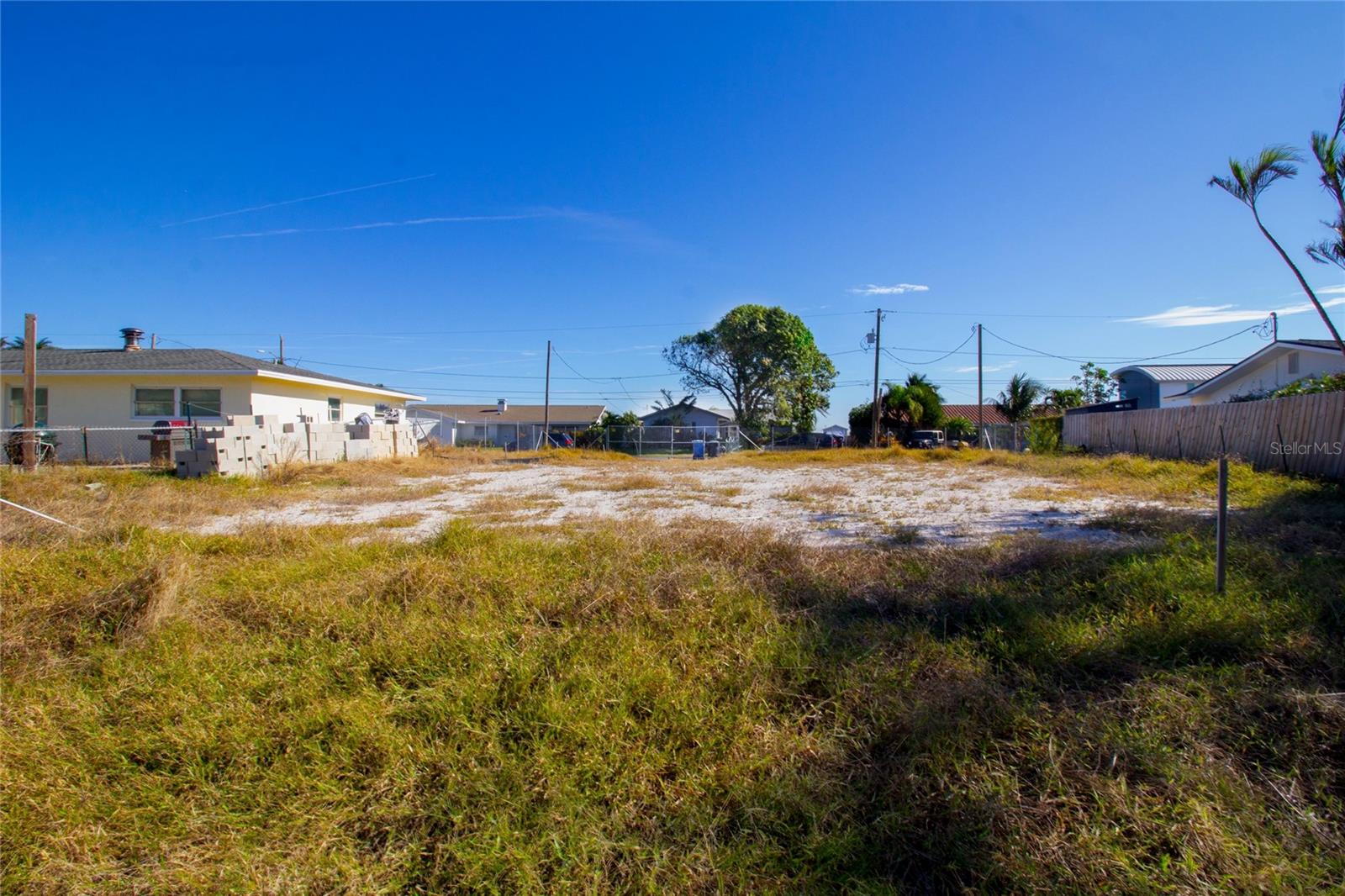 Image 7 of 19 For 3961 Coquina Key Drive Se