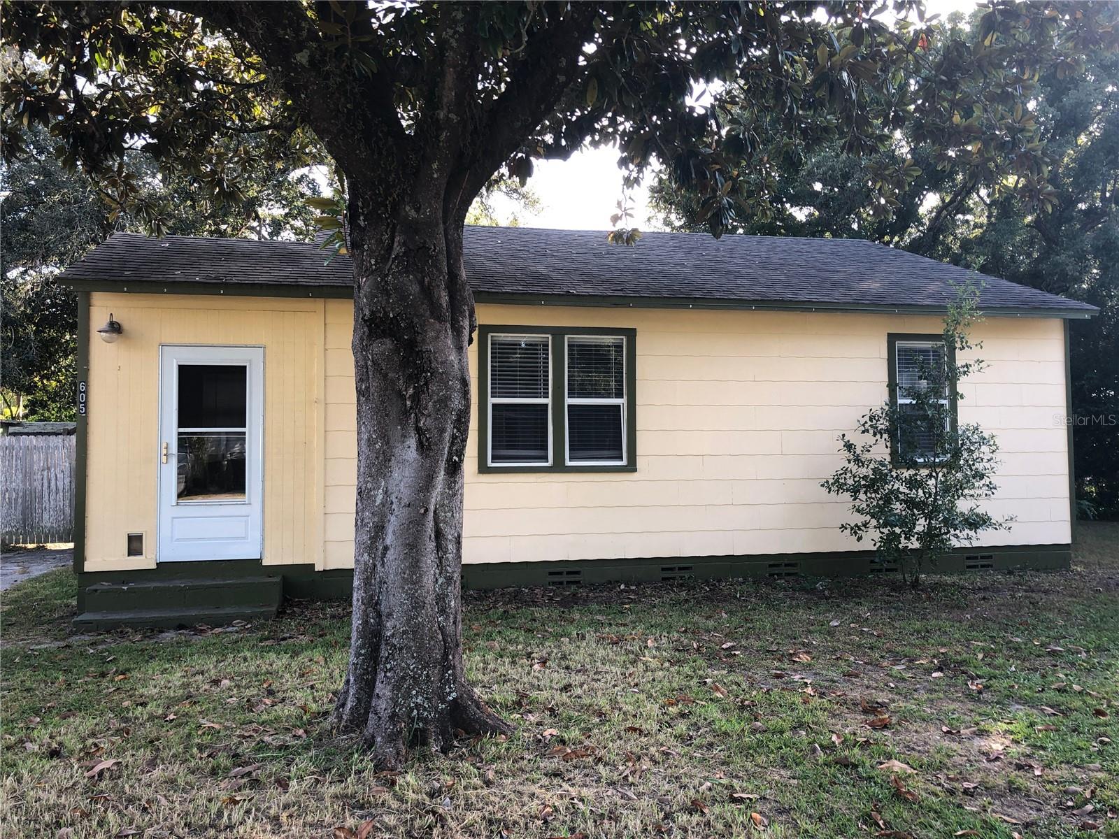 Listing Details for 605 Alberta Avenue, AUBURNDALE, FL 33823