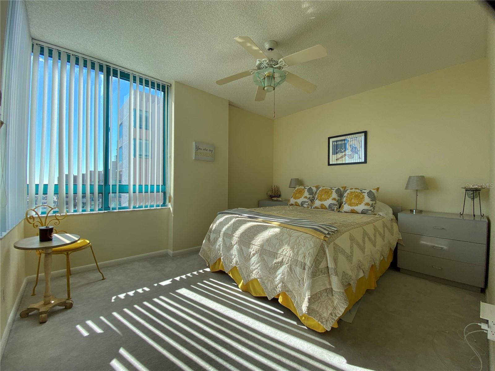 Listing photo id 26 for 1540 Gulf Boulevard 2107