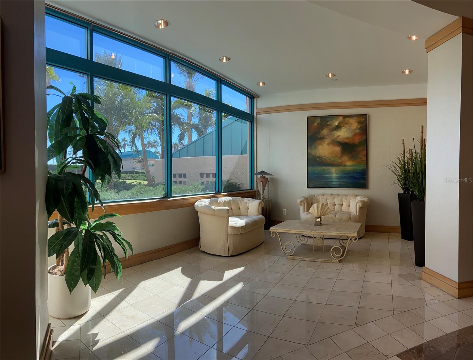 Listing photo id 49 for 1540 Gulf Boulevard 2107