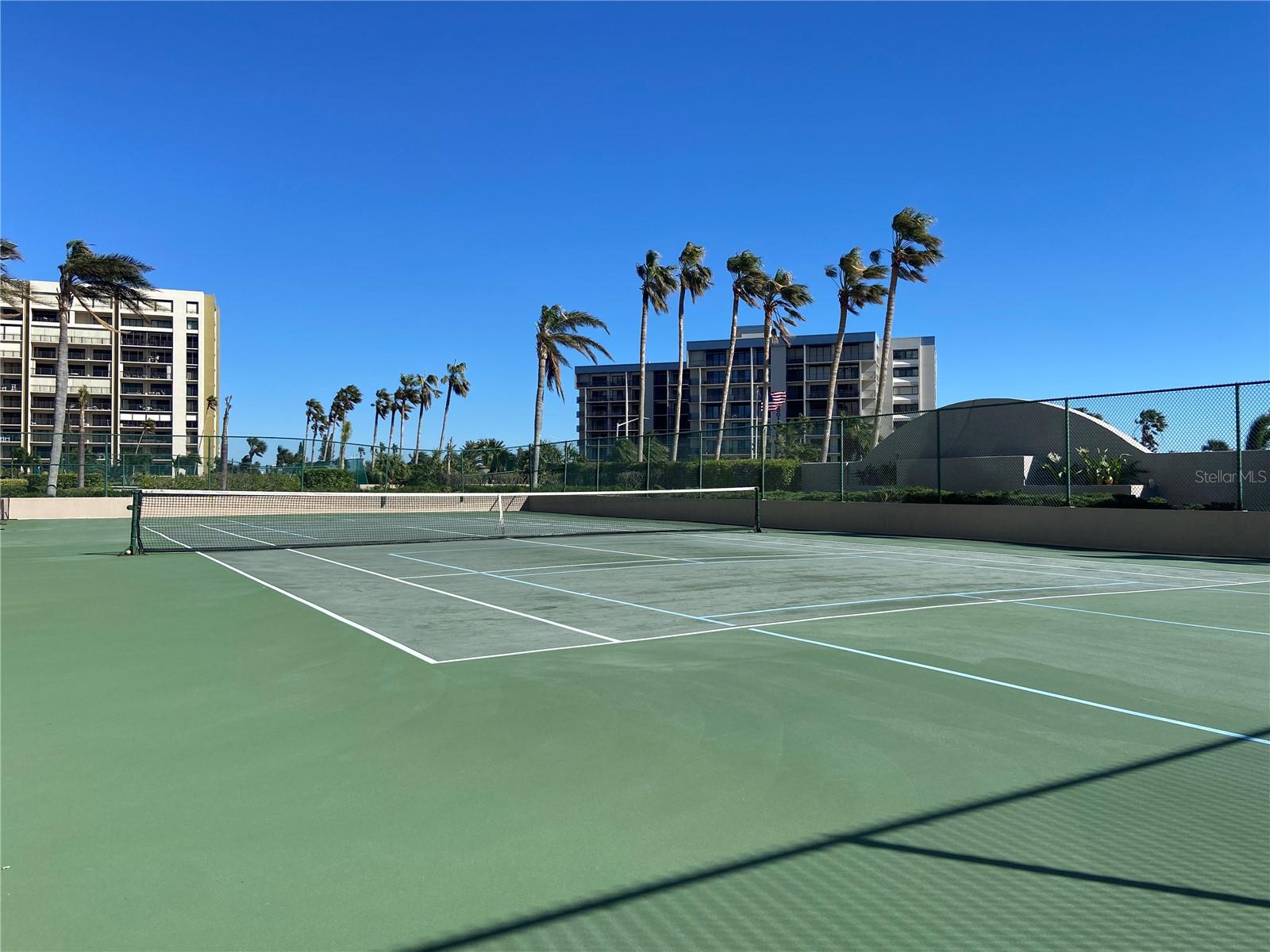 Listing photo id 59 for 1540 Gulf Boulevard 2107