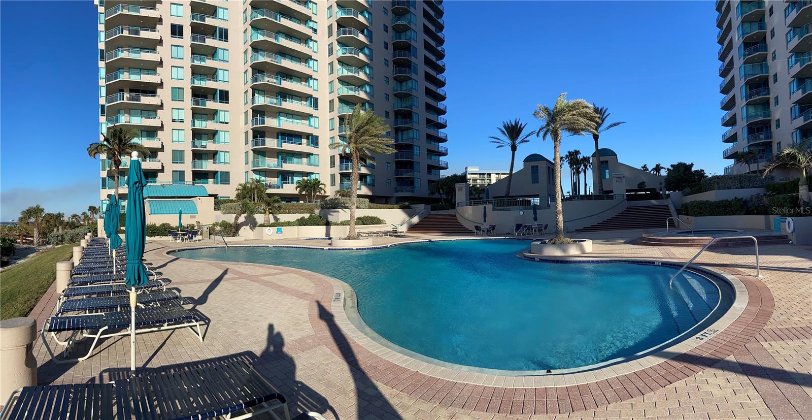 Listing photo id 73 for 1540 Gulf Boulevard 2107