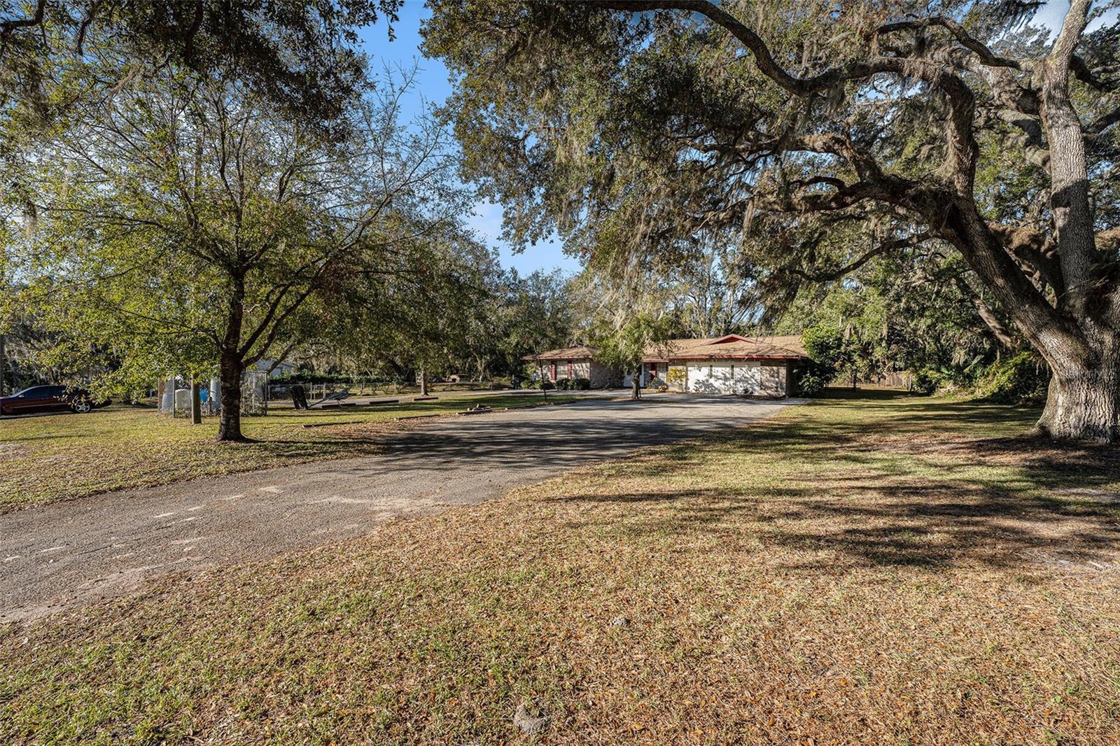 Listing photo id 0 for 4609 Horton Road