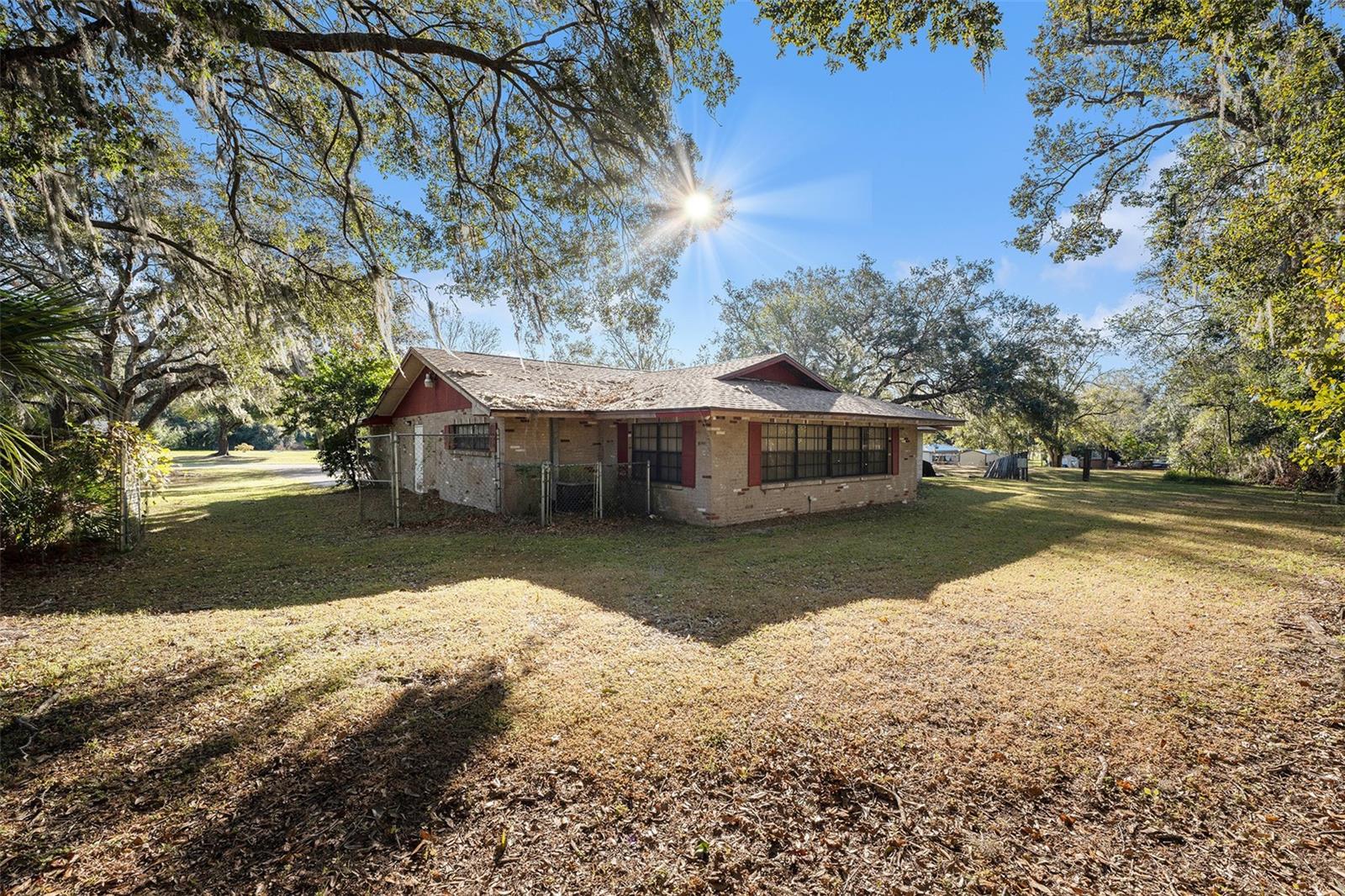 Listing photo id 29 for 4609 Horton Road