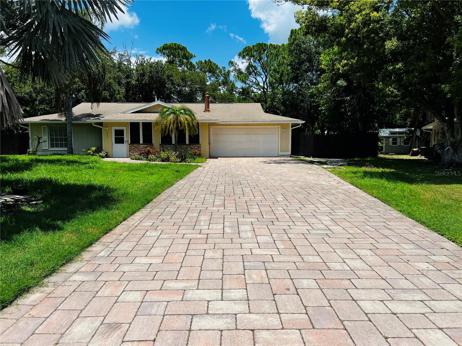 Details for 2705 Pursell Circle, SARASOTA, FL 34232