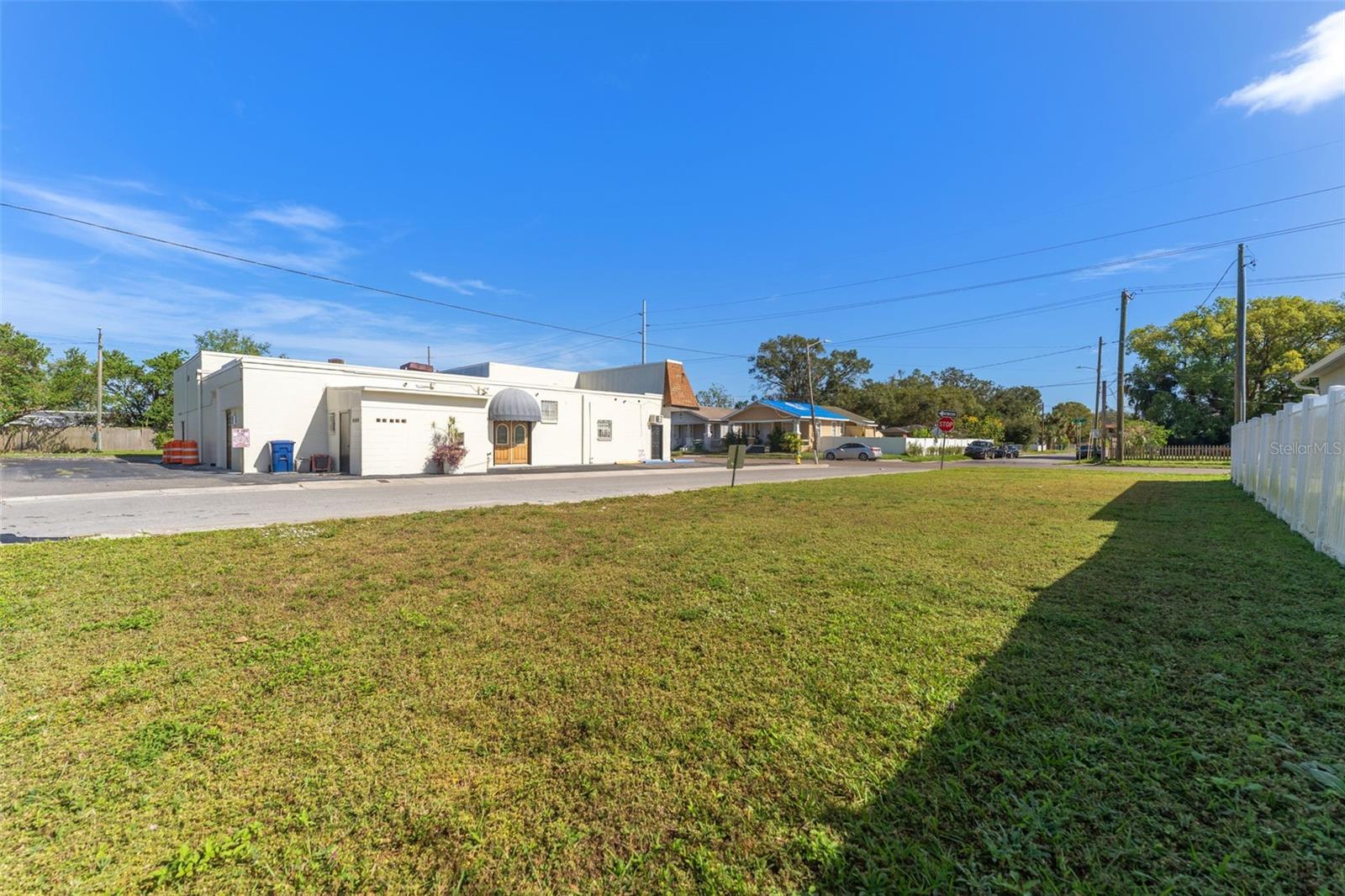 Listing photo id 52 for 3416 15th Street