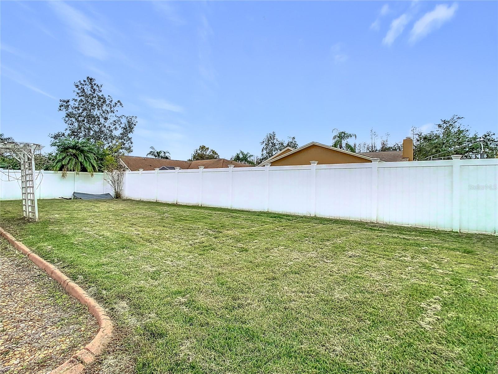 Image 35 of 43 For 18518 Avocet Drive