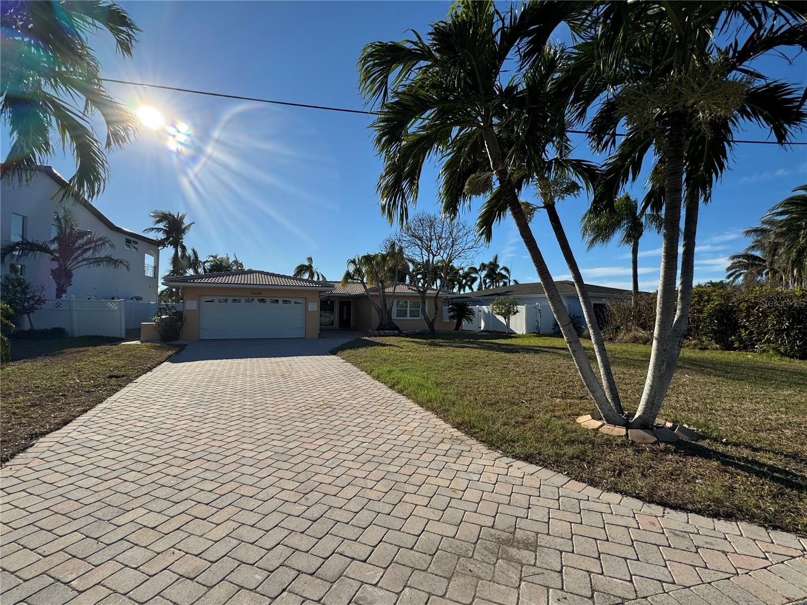 Details for 10128 Yacht Club Drive, TREASURE ISLAND, FL 33706