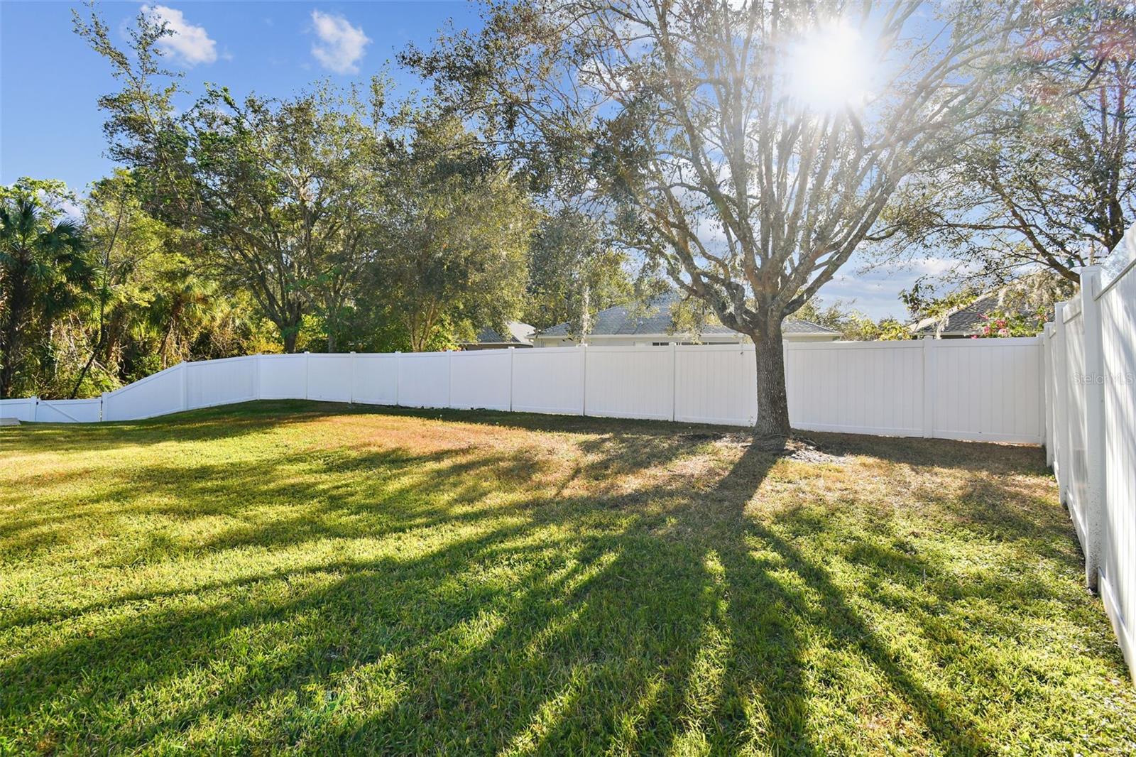 Image 60 of 78 For 19156 Meadow Pine Drive