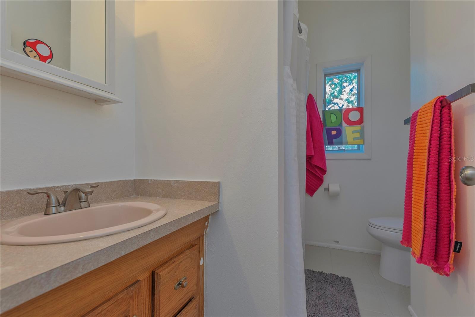 Listing photo id 17 for 7850 134th Street