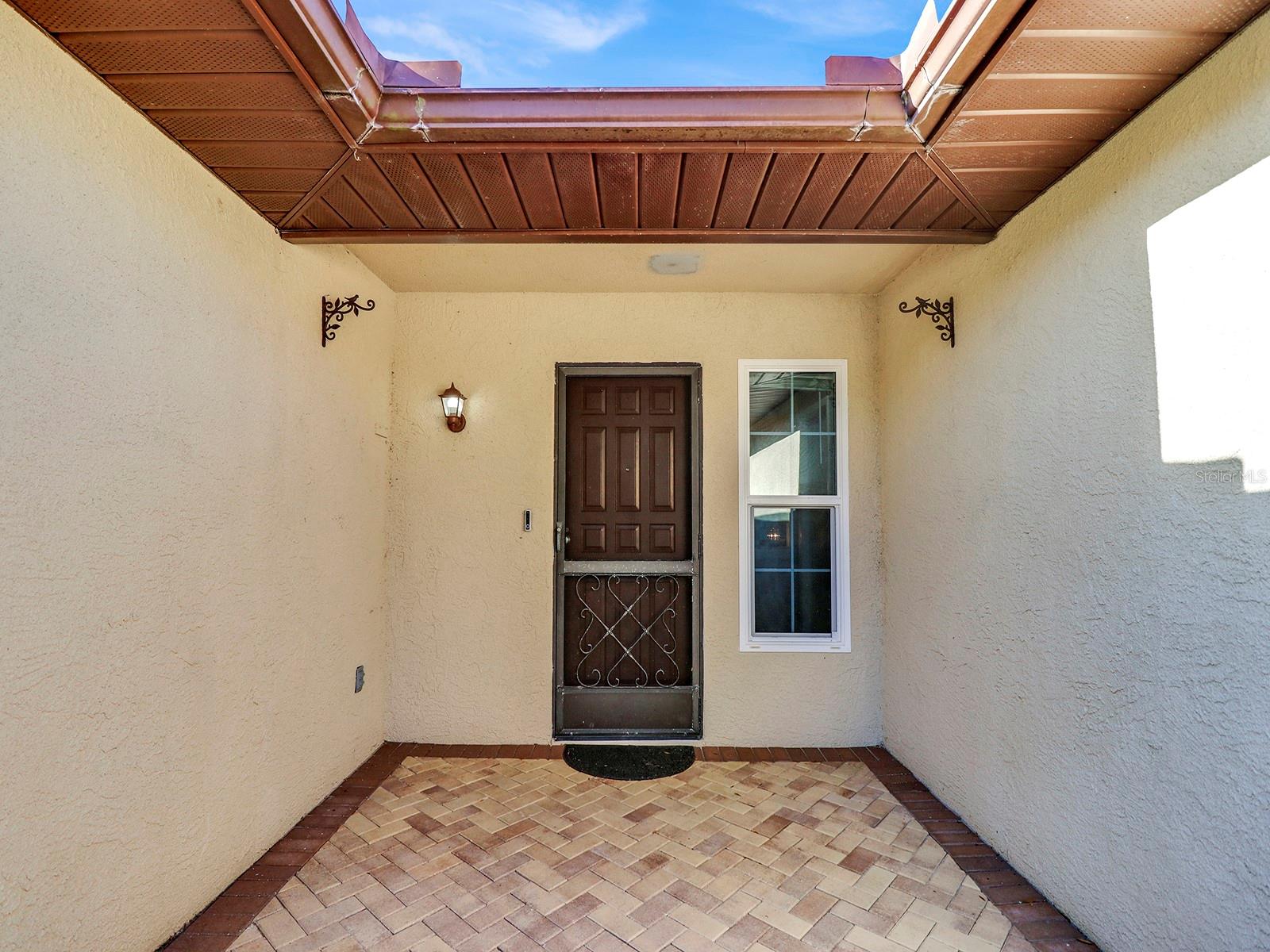 Image 11 of 58 For 12520 Shadow Ridge Boulevard