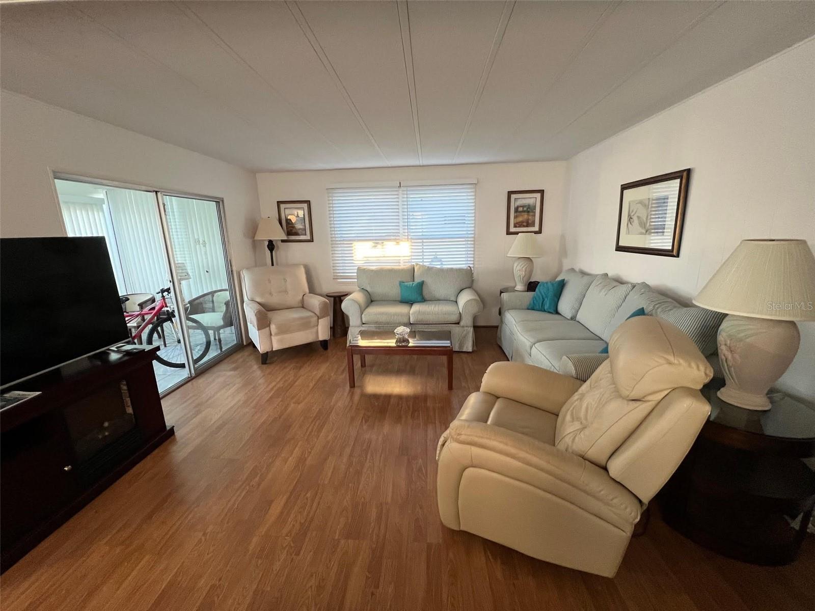 Image 13 of 27 For 13225 101st Street 451