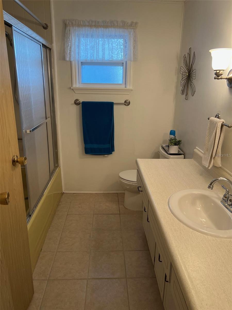 Image 19 of 27 For 13225 101st Street 451